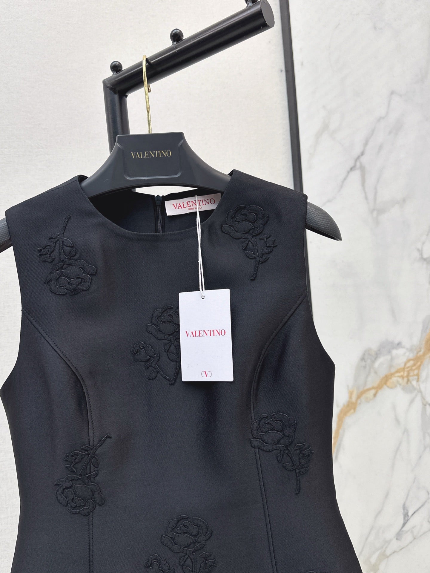 Valen* 25ss rose patch mini dress