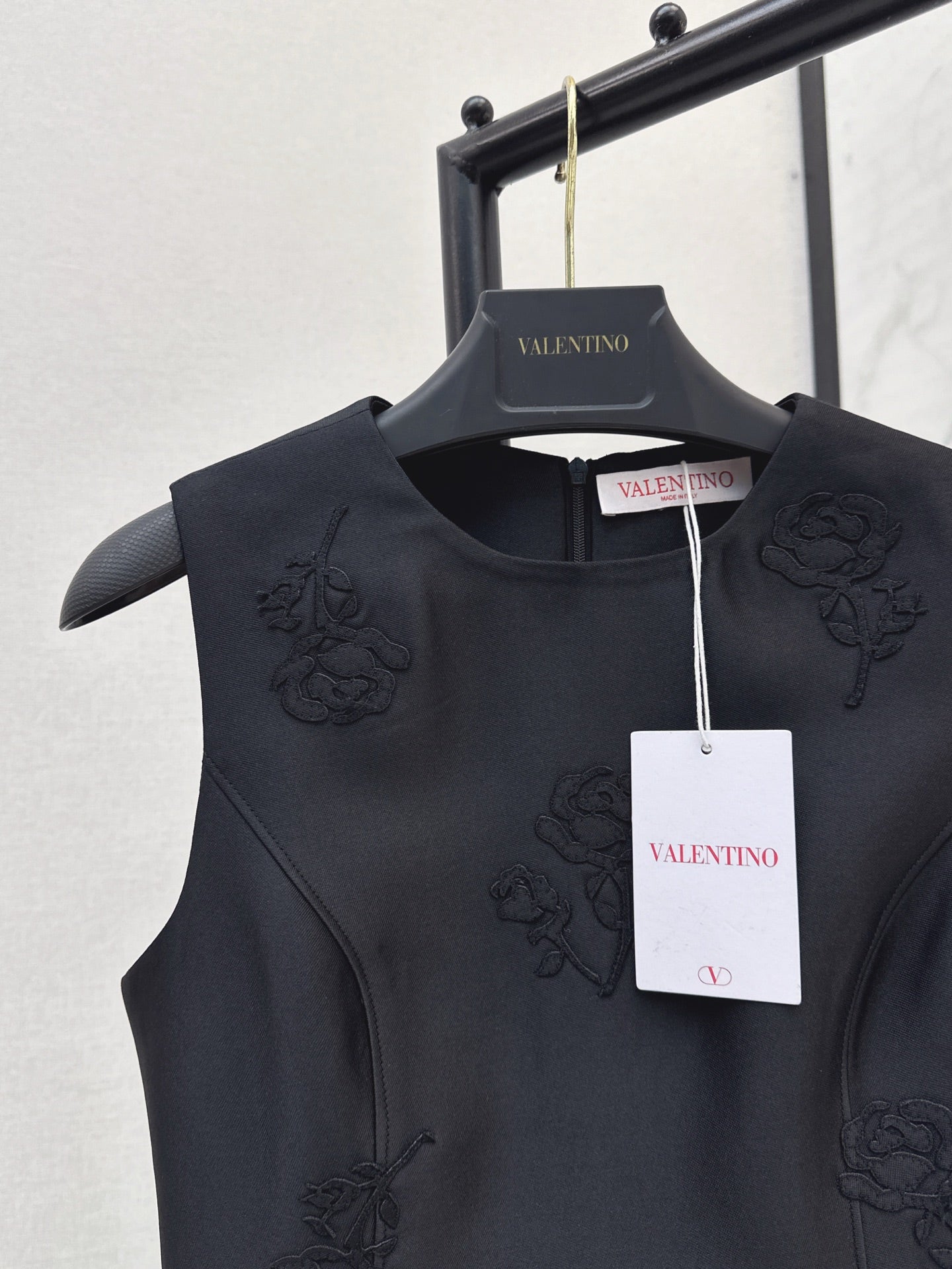 Valen* 25ss rose patch mini dress