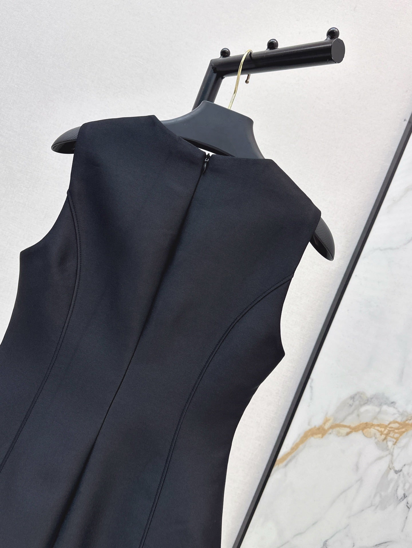 Valen* 25ss rose patch mini dress