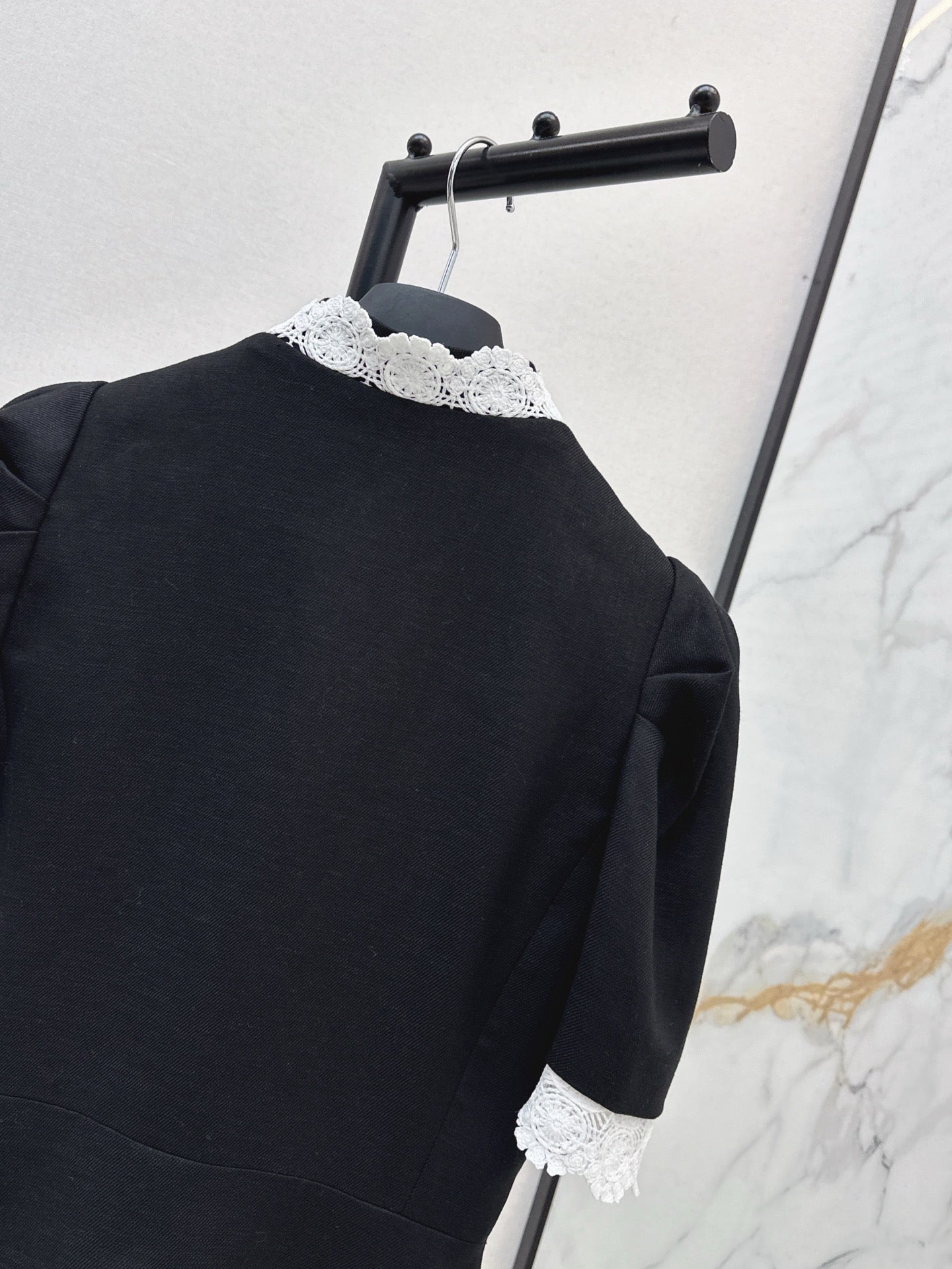 D*r 25ss Puff Sleeve Fitted Jacket