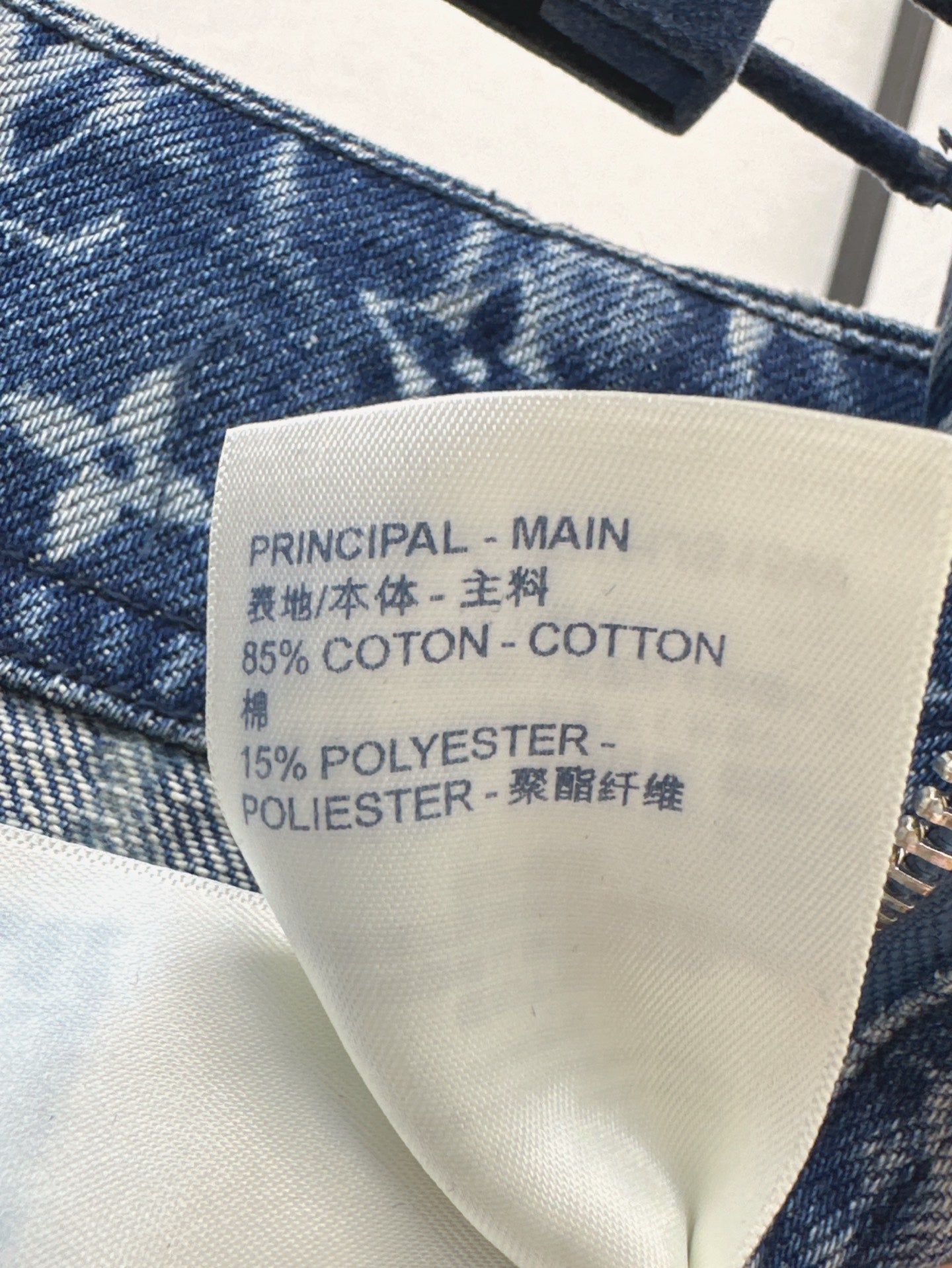 Loui* 25ss monogram zipper denim shorts