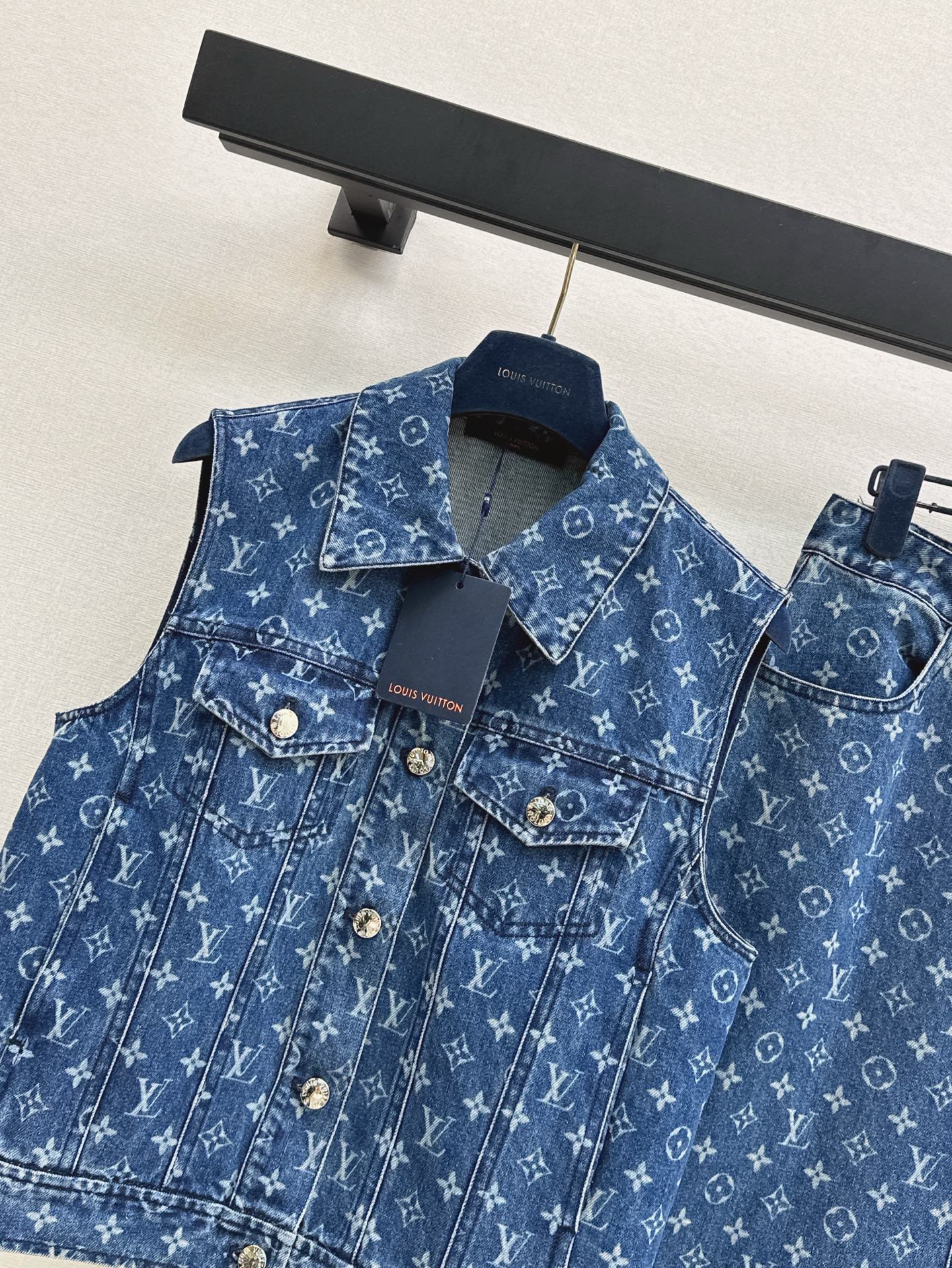 Loui* 25ss monogram denim suit