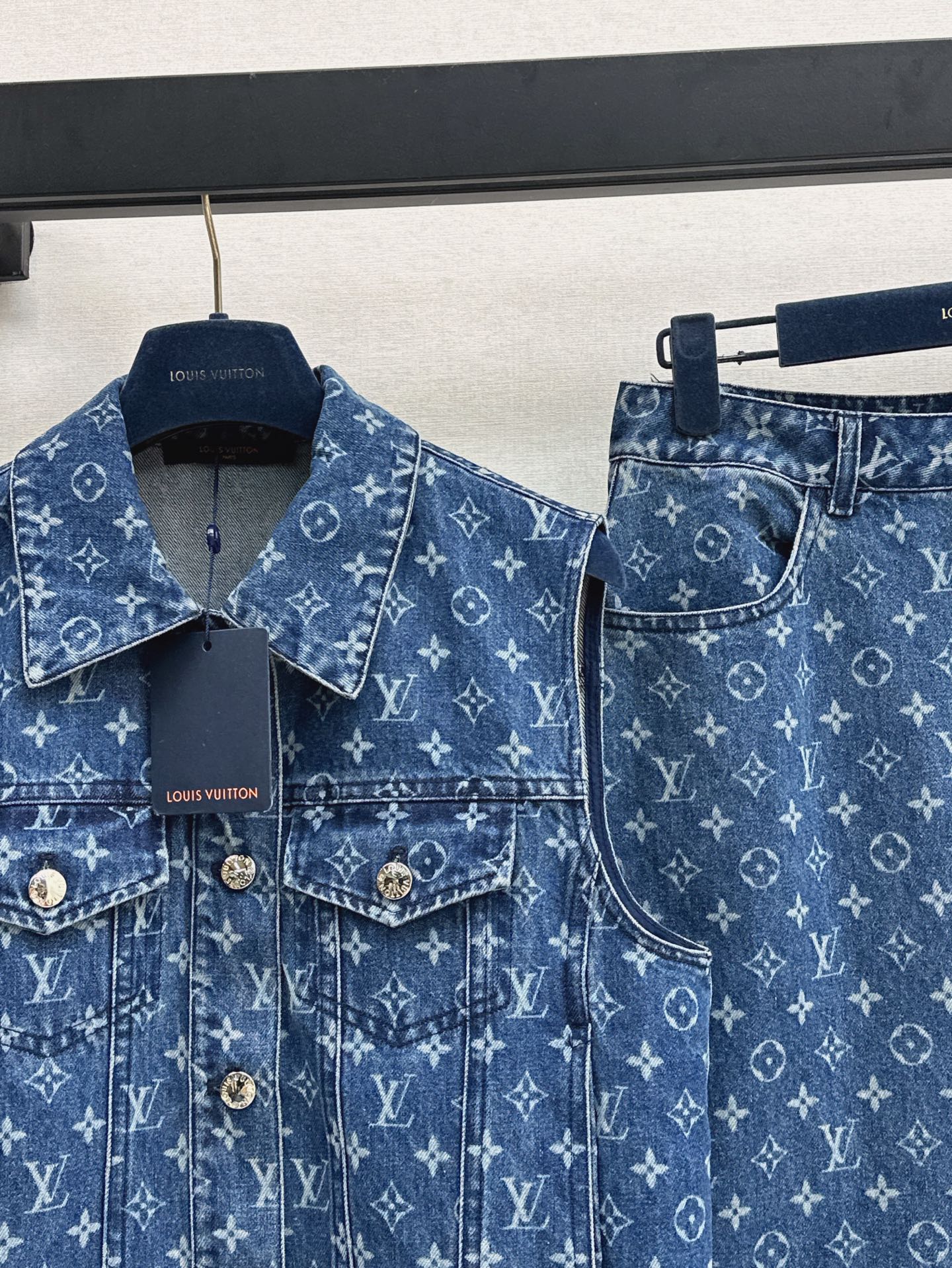 Loui* 25ss monogram denim suit