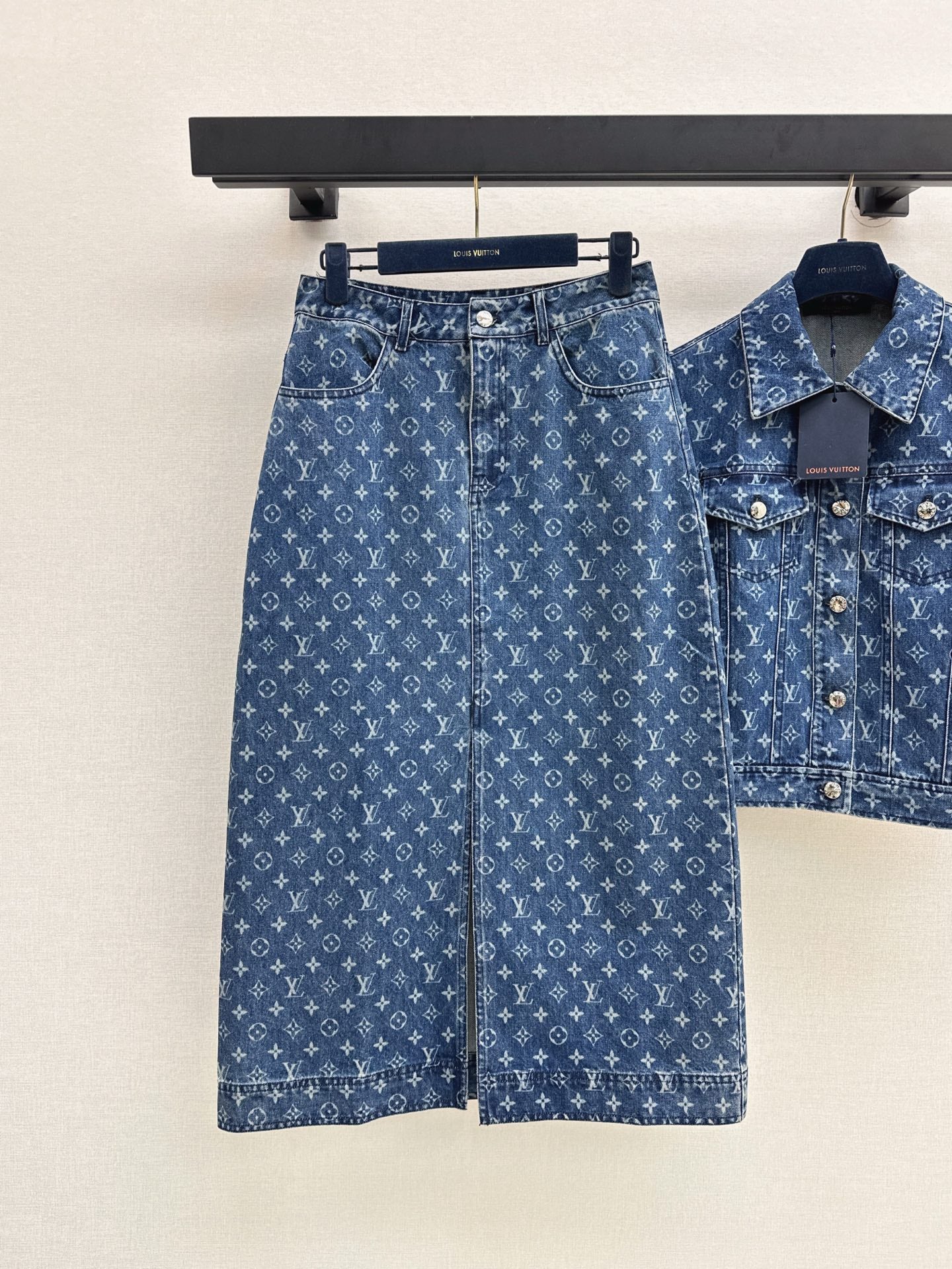 Loui* 25ss monogram denim suit