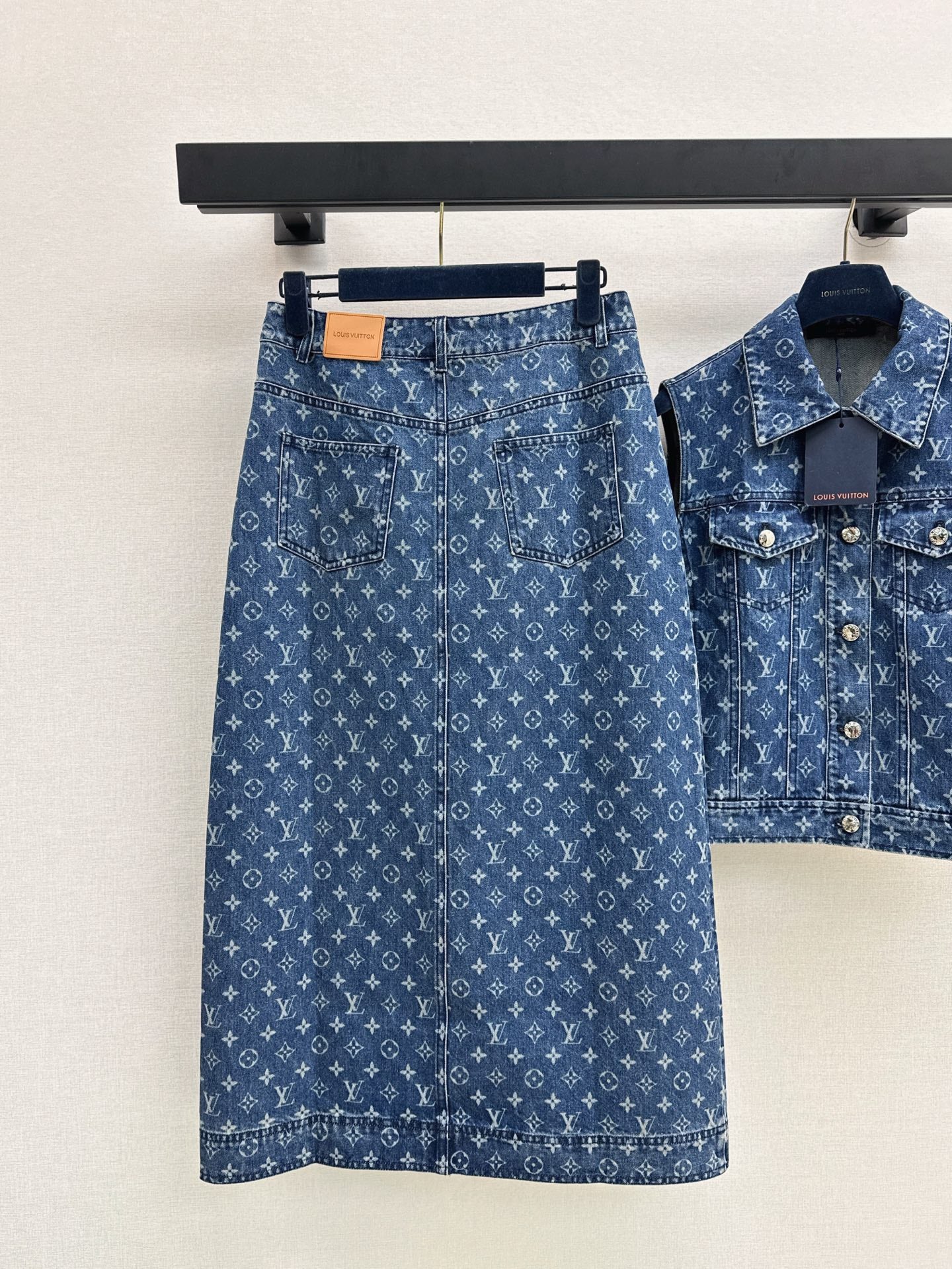 Loui* 25ss monogram denim suit