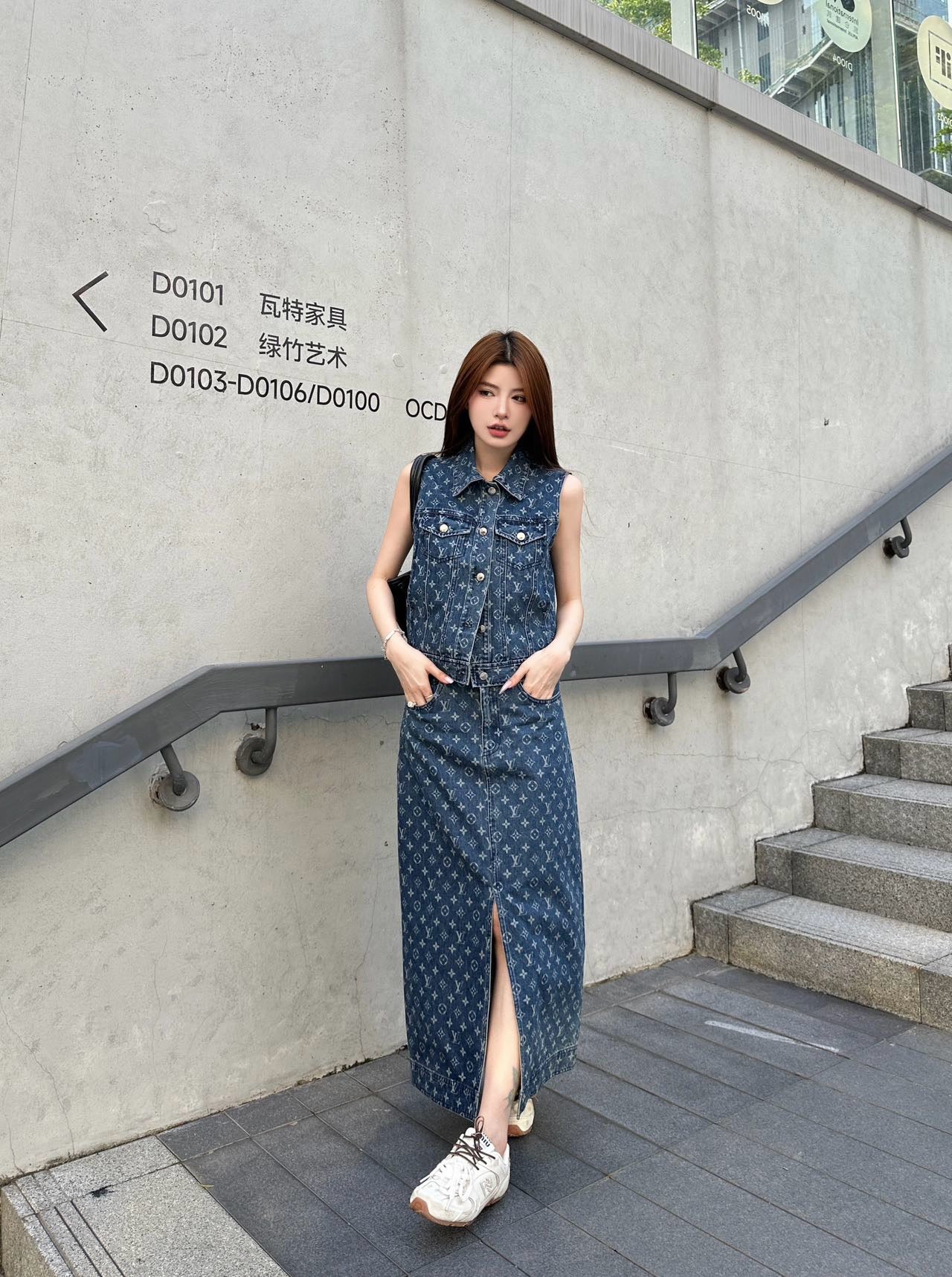 Loui* 25ss monogram denim suit