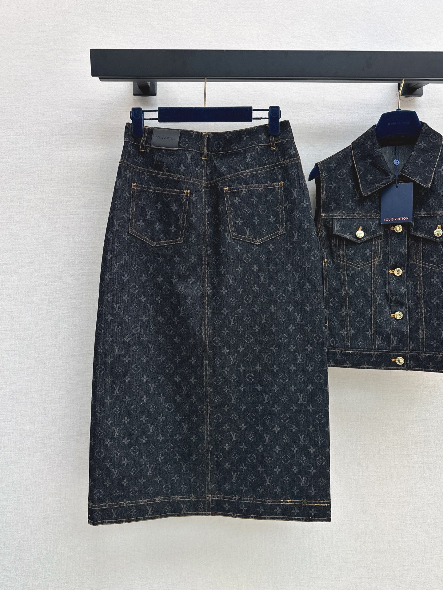 Loui* 25ss monogram denim suit
