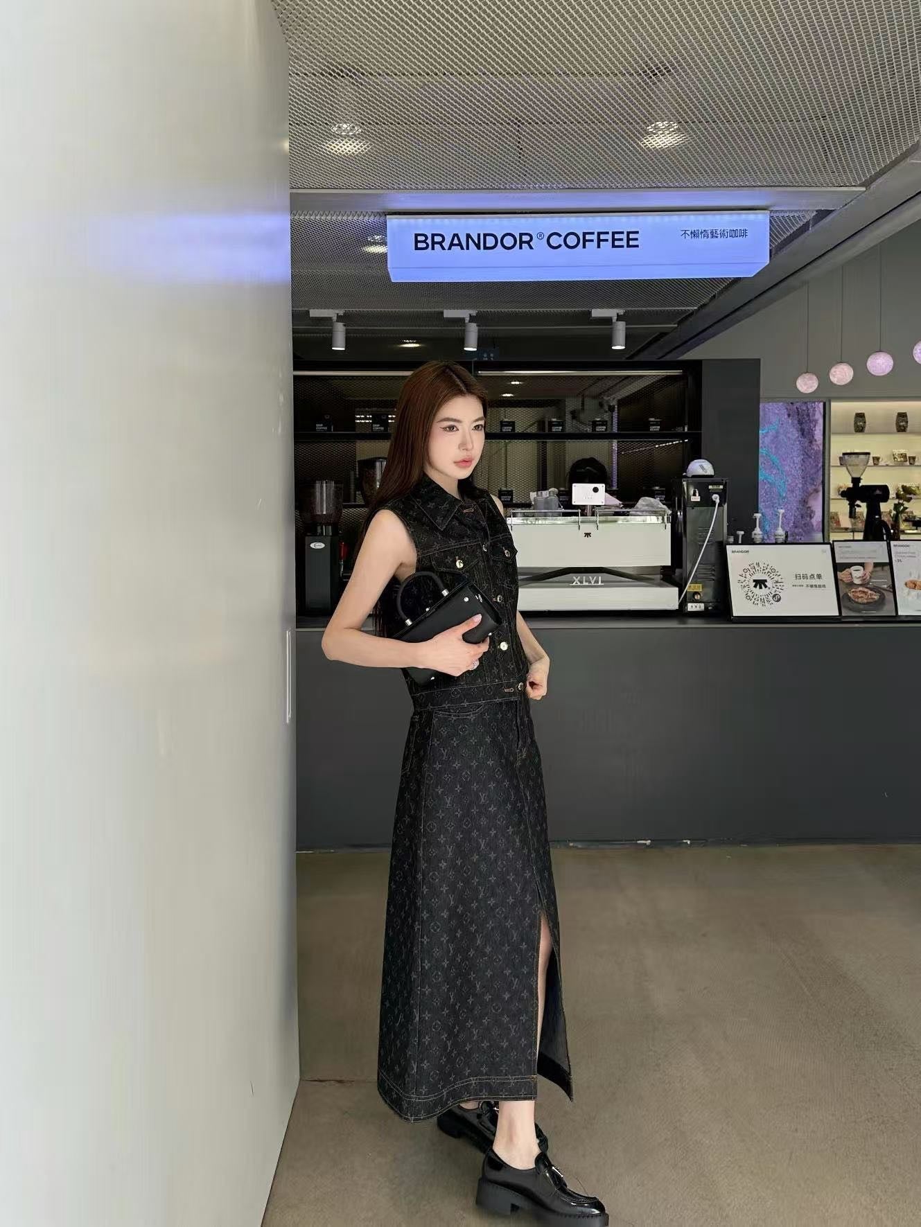 Loui* 25ss monogram denim suit