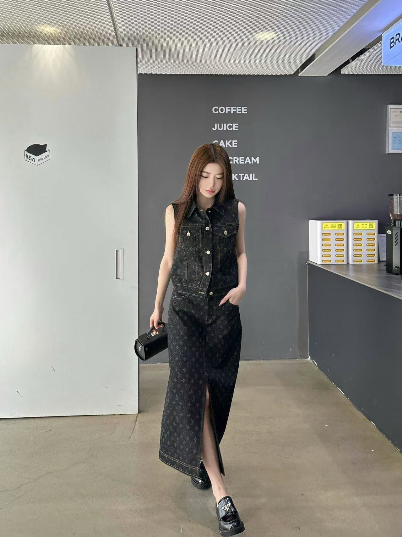 Loui* 25ss monogram denim suit