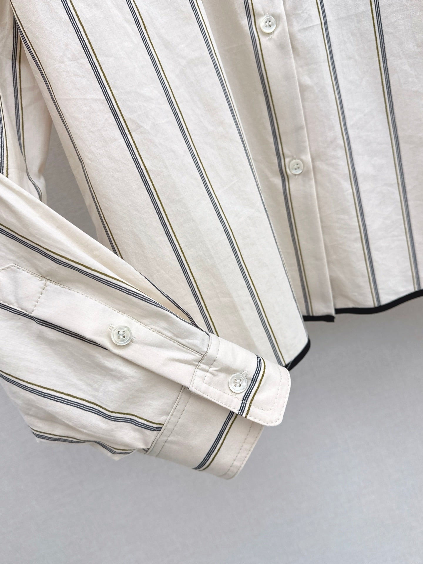 M*u 25ss  cotton shirt + pleated skirt set