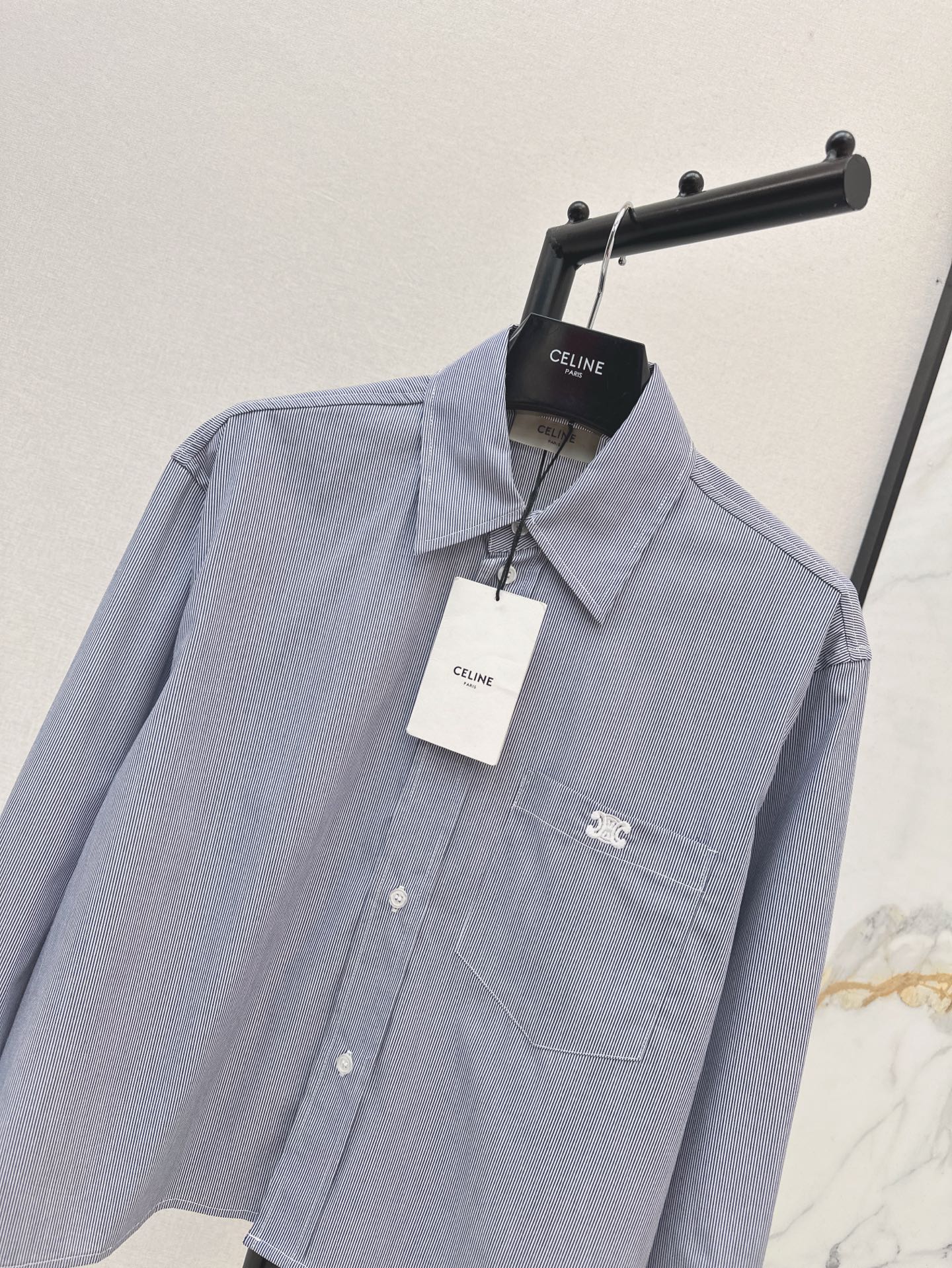 Cel* 25ss embroidered cotton crop shirt