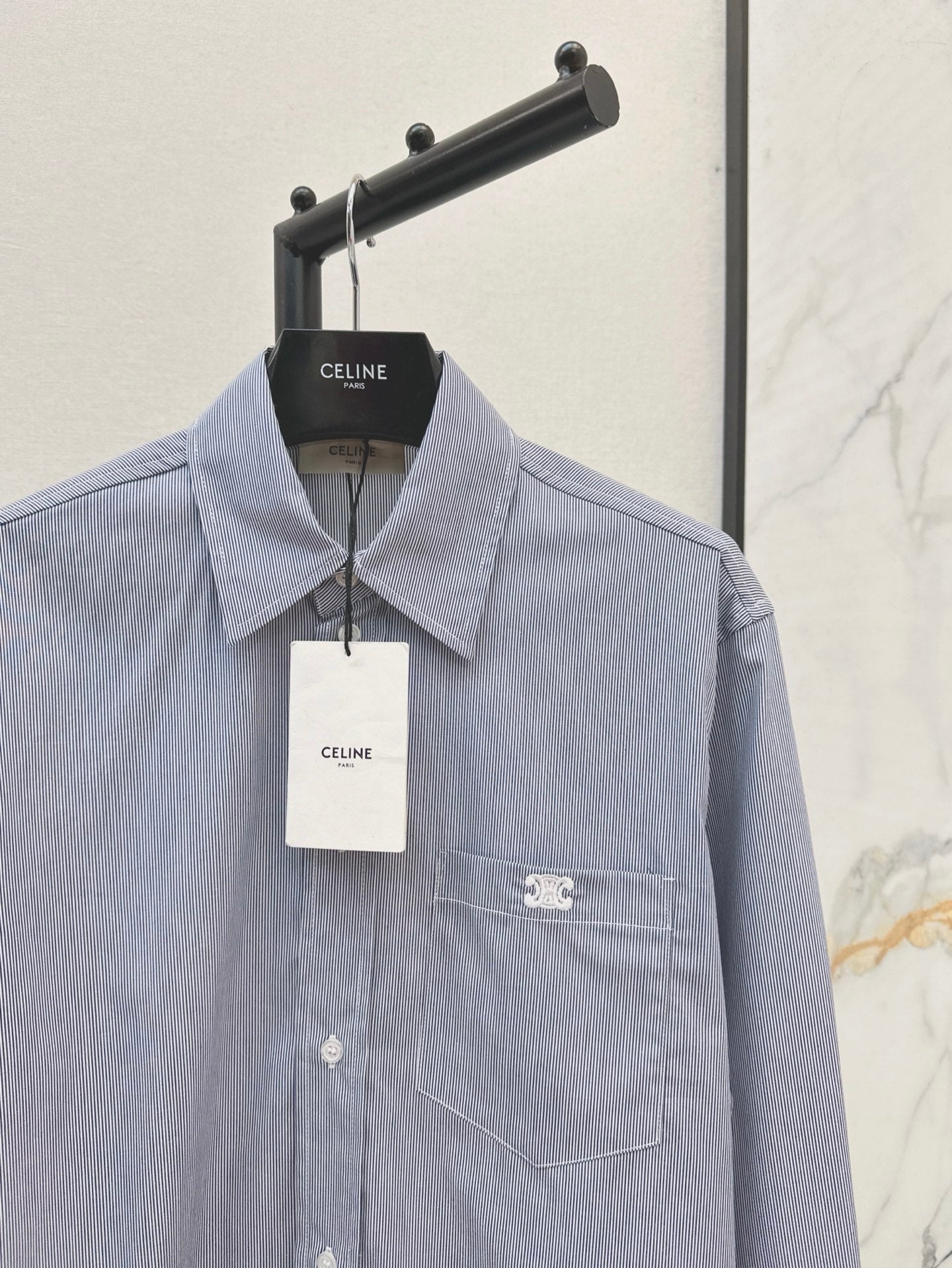 Cel* 25ss embroidered cotton crop shirt