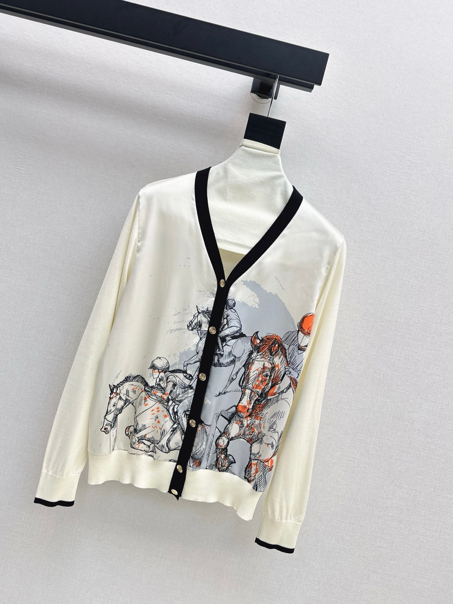 Herm* 25ss long-sleeve twillaine sweater