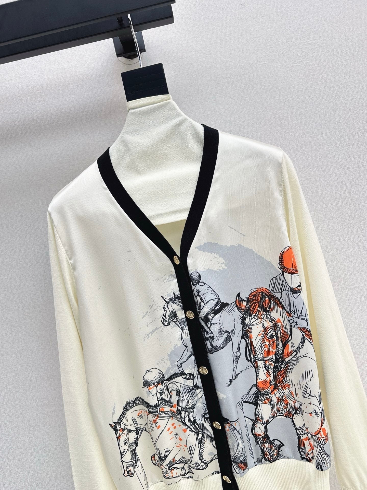 Herm* 25ss long-sleeve twillaine sweater