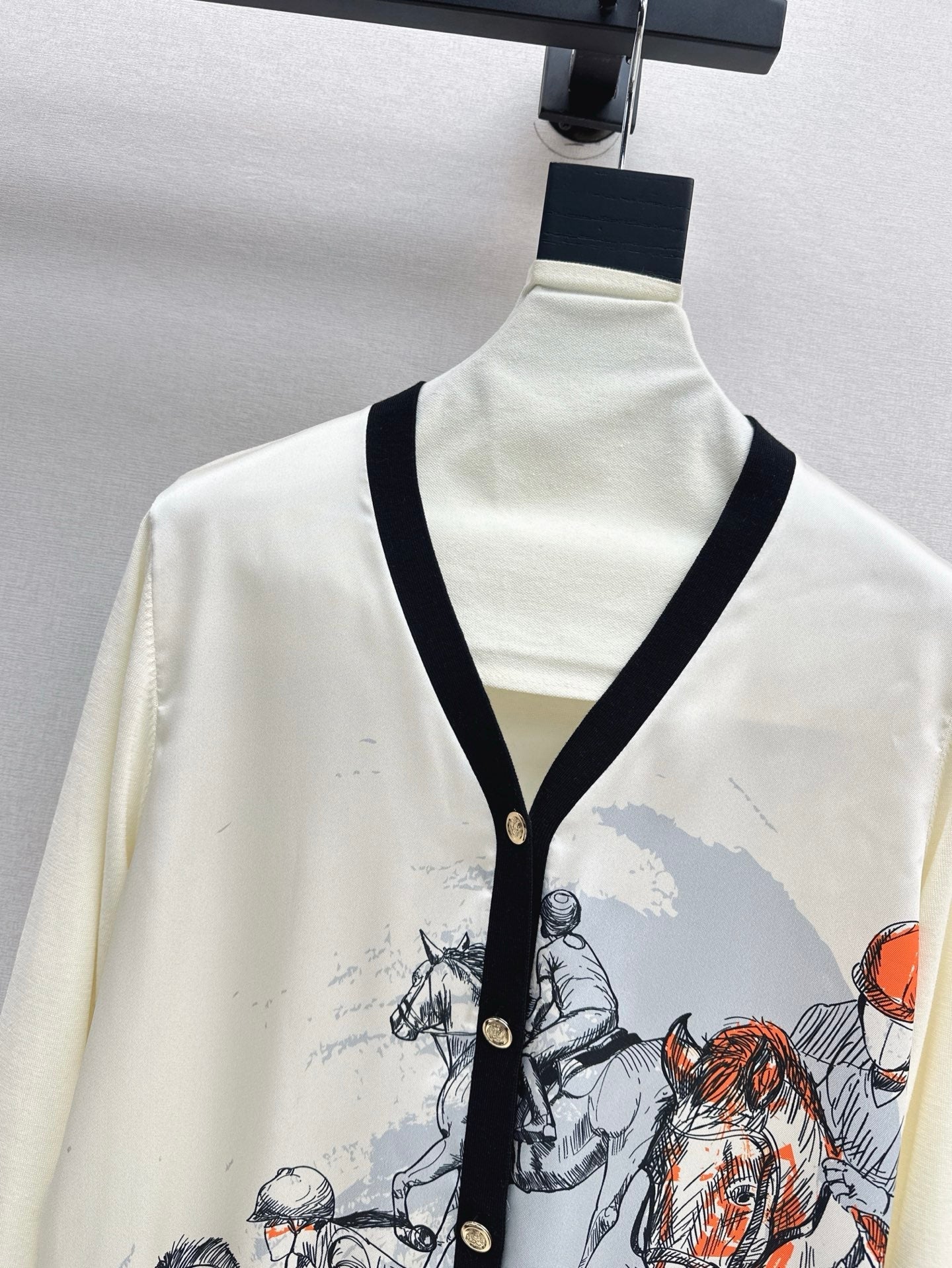 Herm* 25ss long-sleeve twillaine sweater