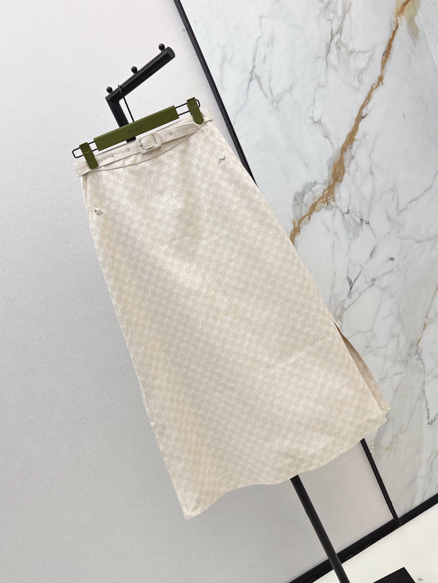 Gu*25ss GG jacquard belted skirt