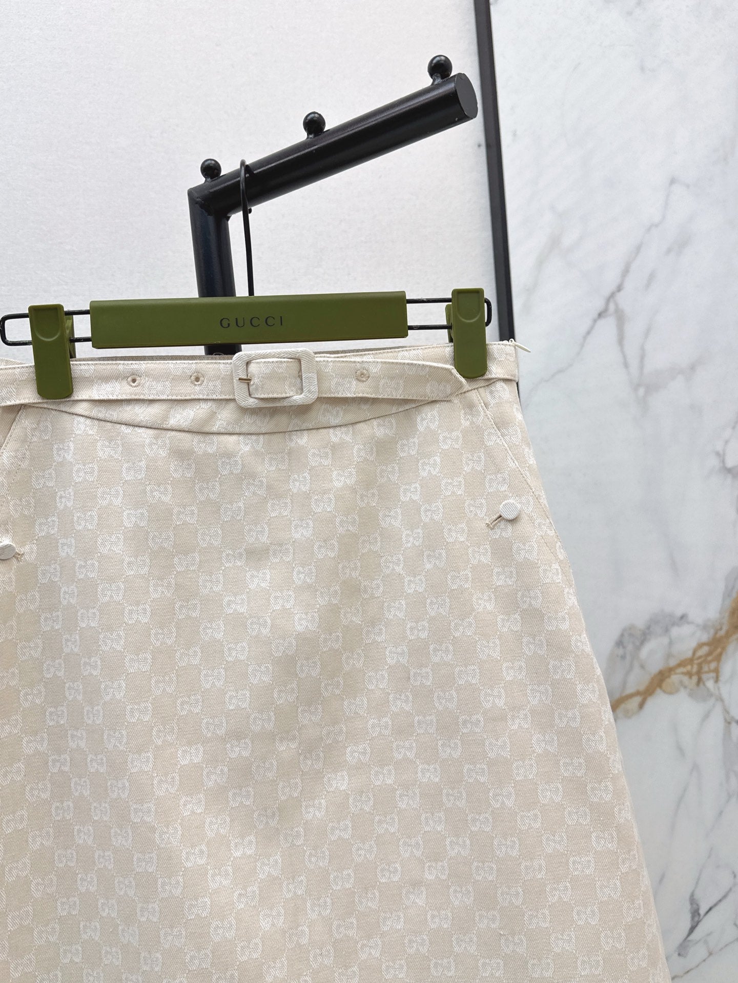 Gu*25ss GG jacquard belted skirt