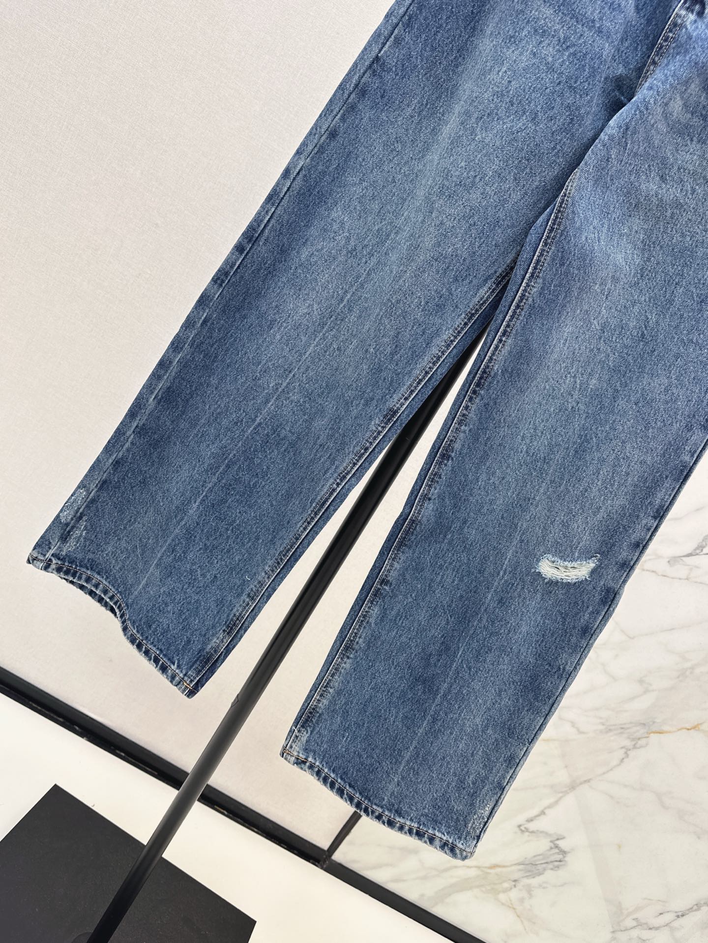 D*r 25ss Washed ripped denim pants