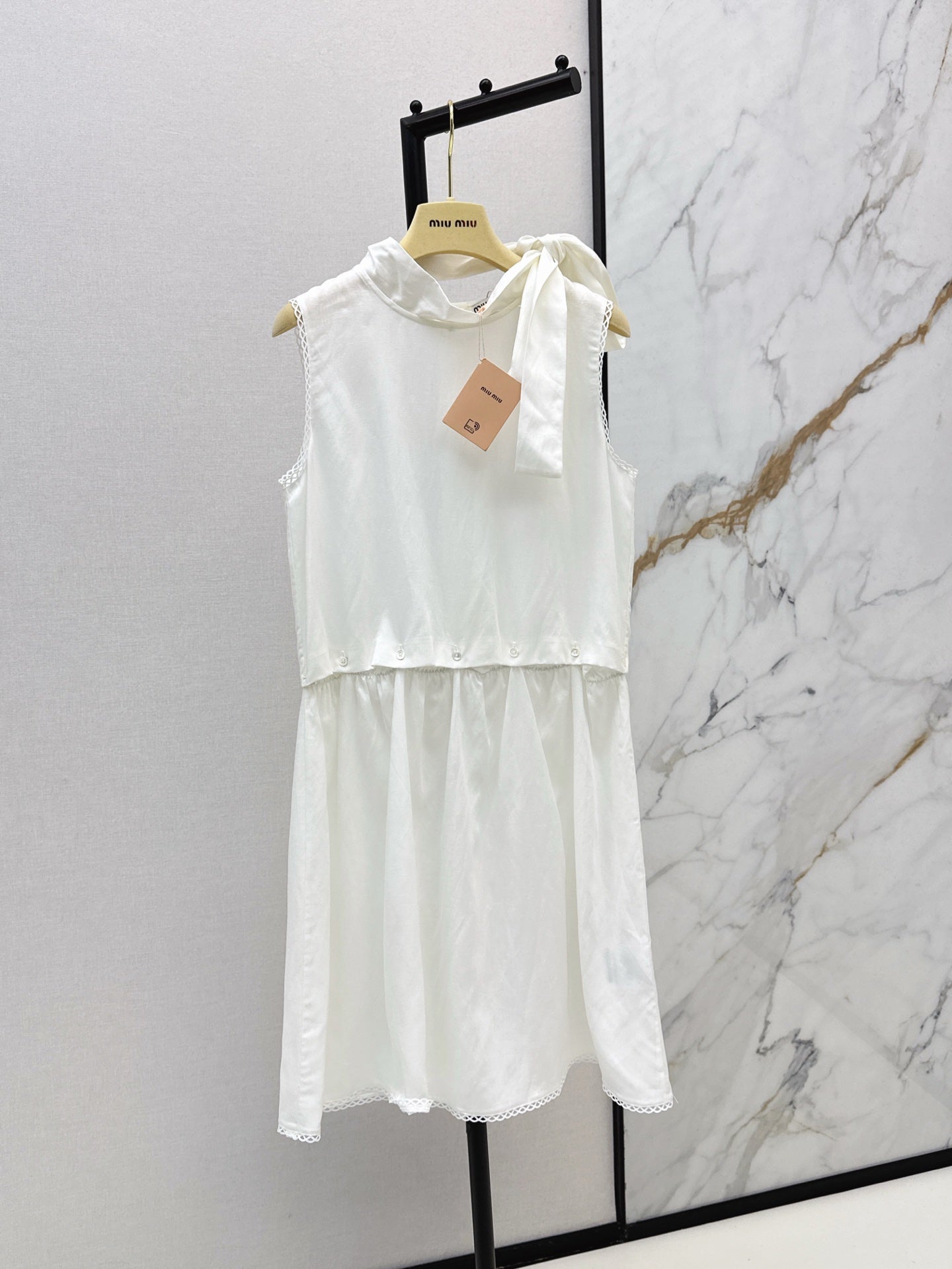 M*u 25ss Unbuttoned slubbed poplin dress