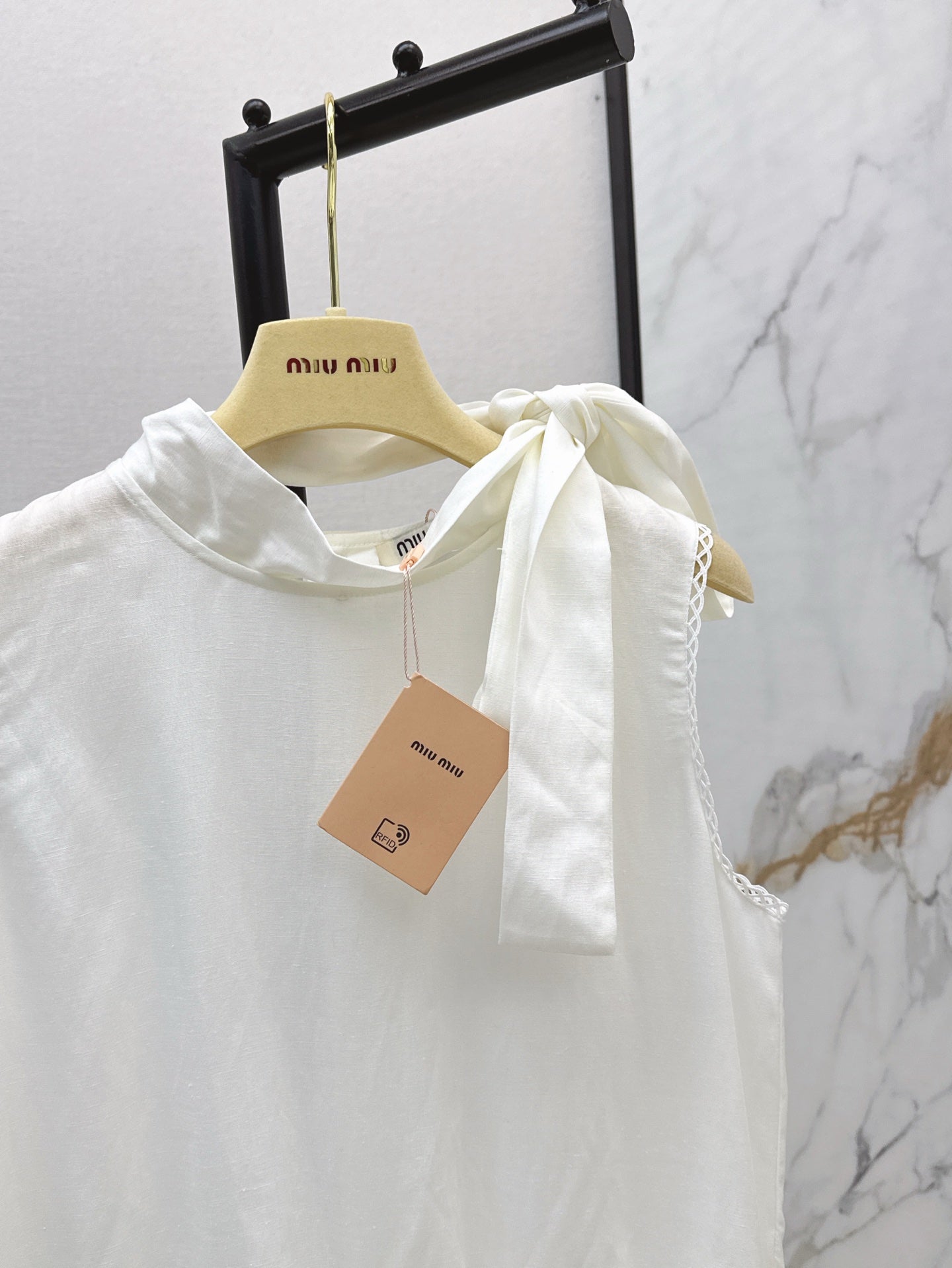 M*u 25ss Unbuttoned slubbed poplin dress