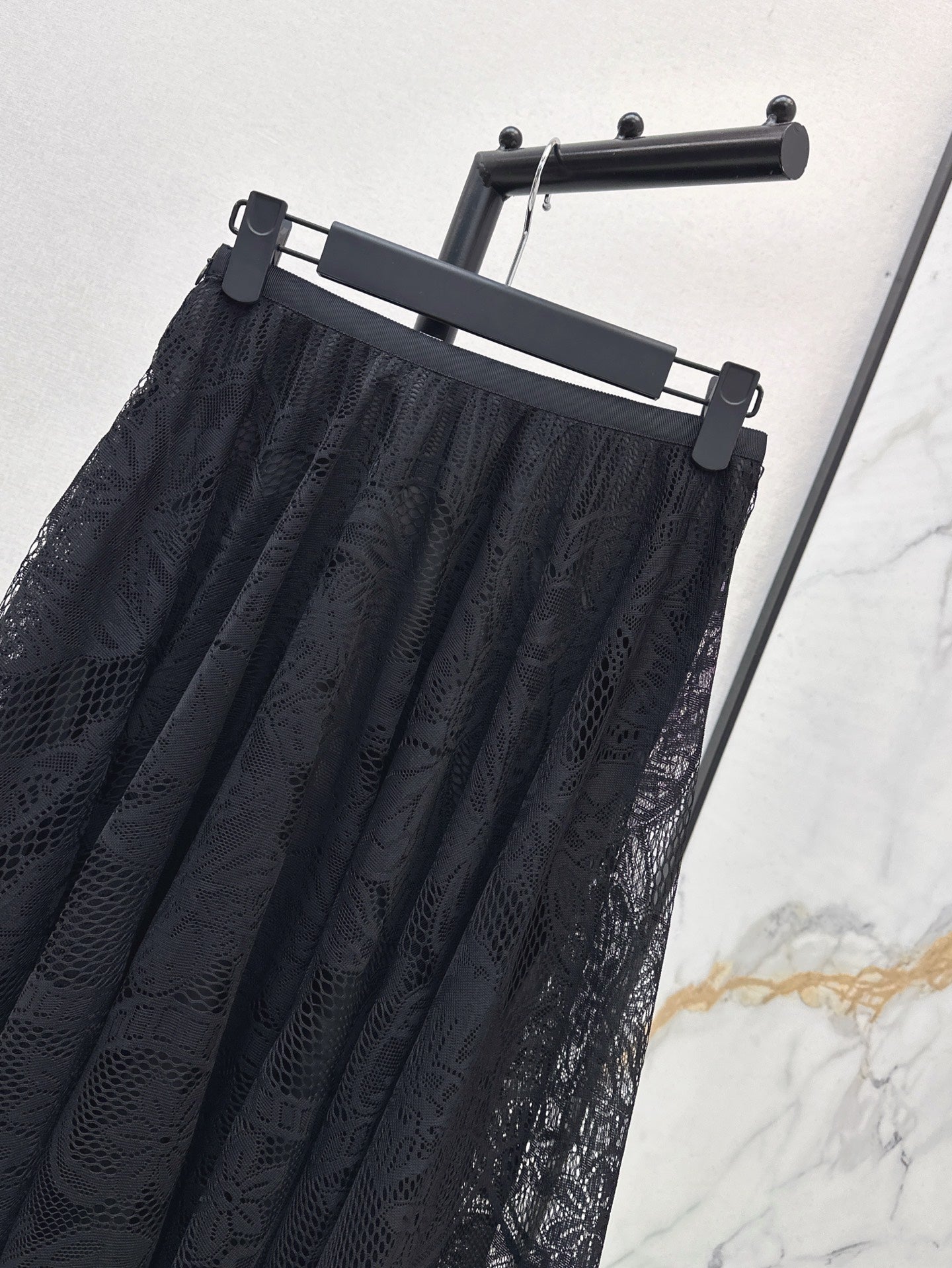 D*r 25ss Lace Flared Mid-Length Skirt