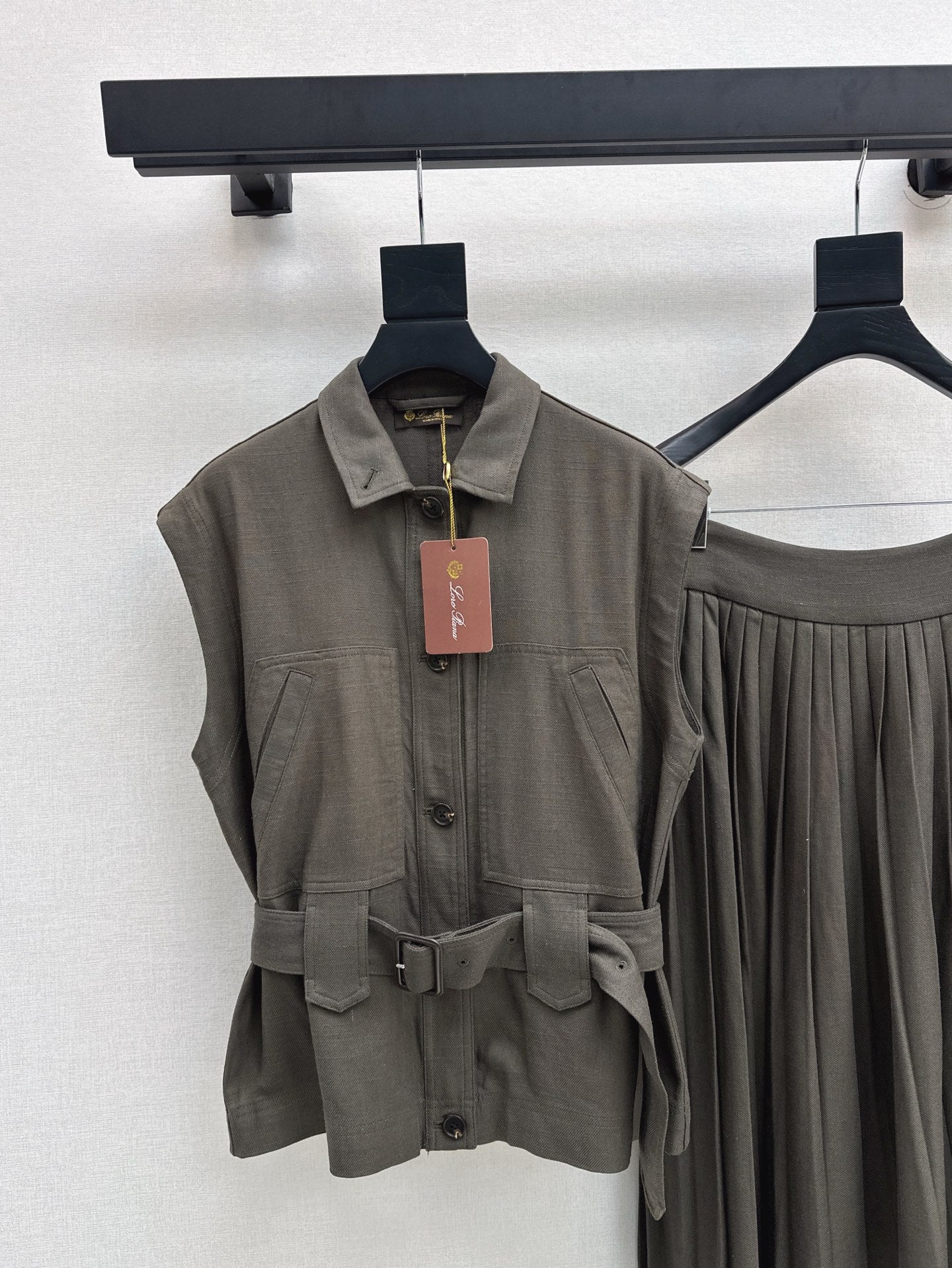 Lor*P belted vest + pleated skirt set