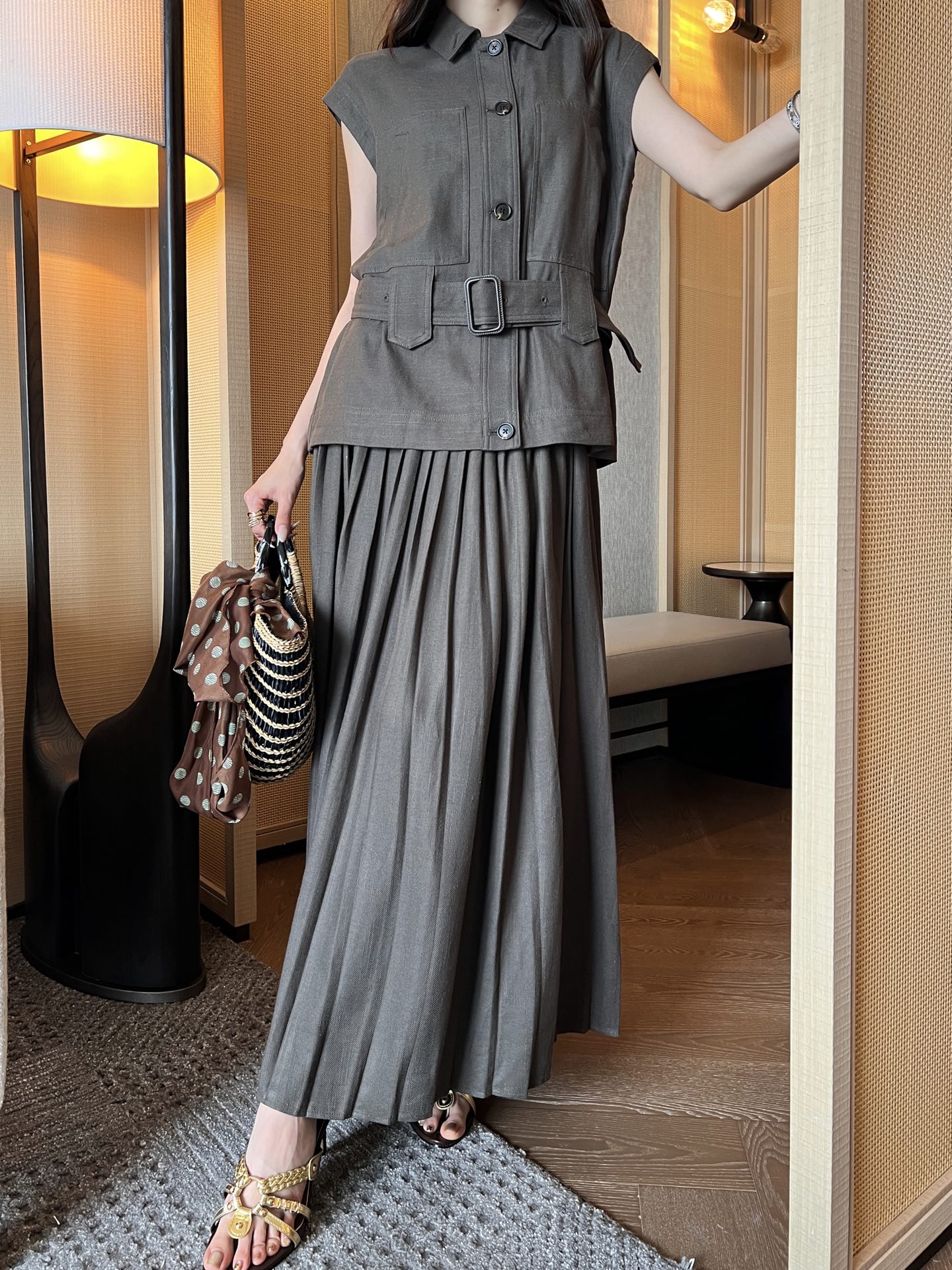 Lor*P belted vest + pleated skirt set