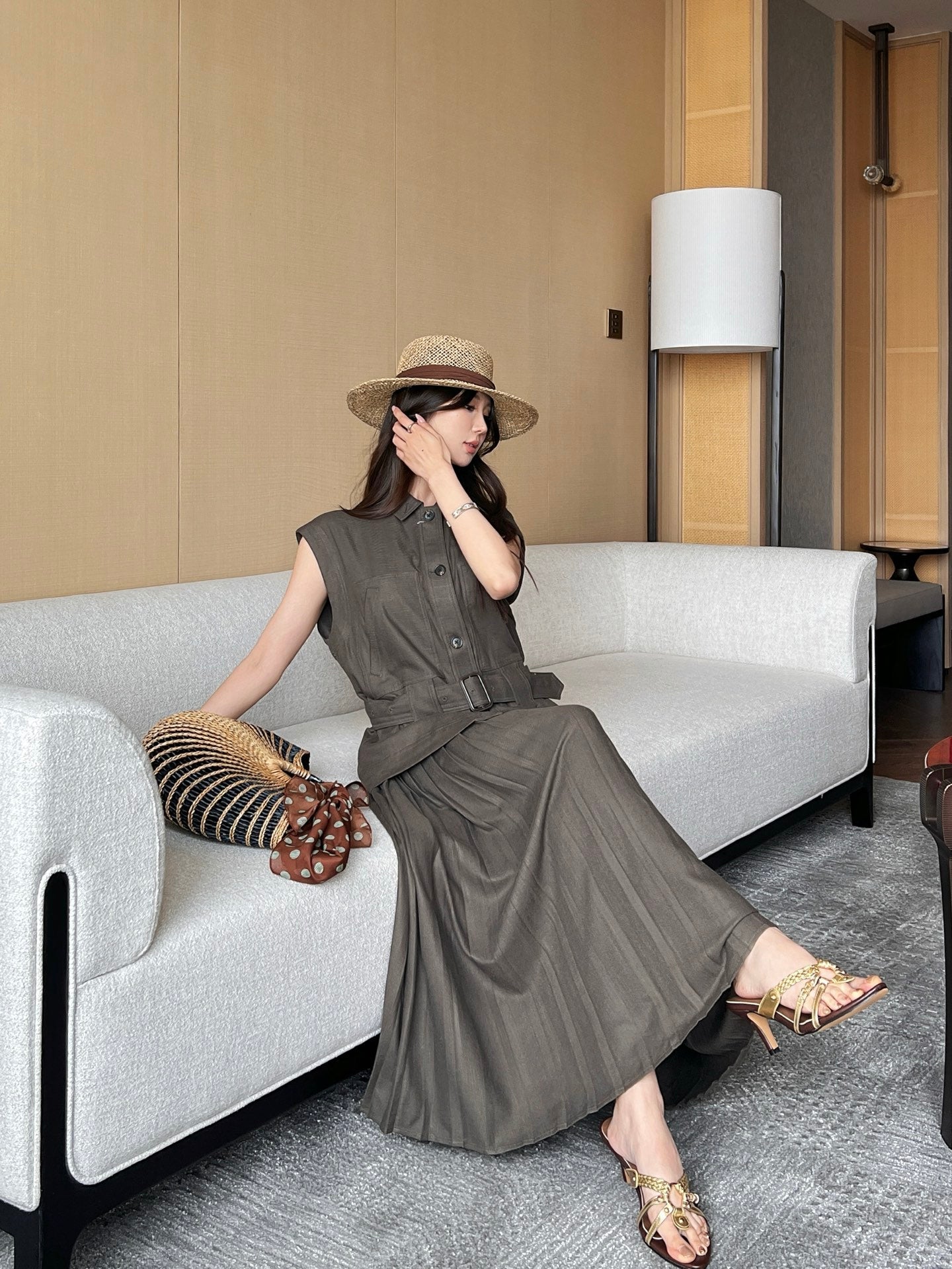 Lor*P belted vest + pleated skirt set