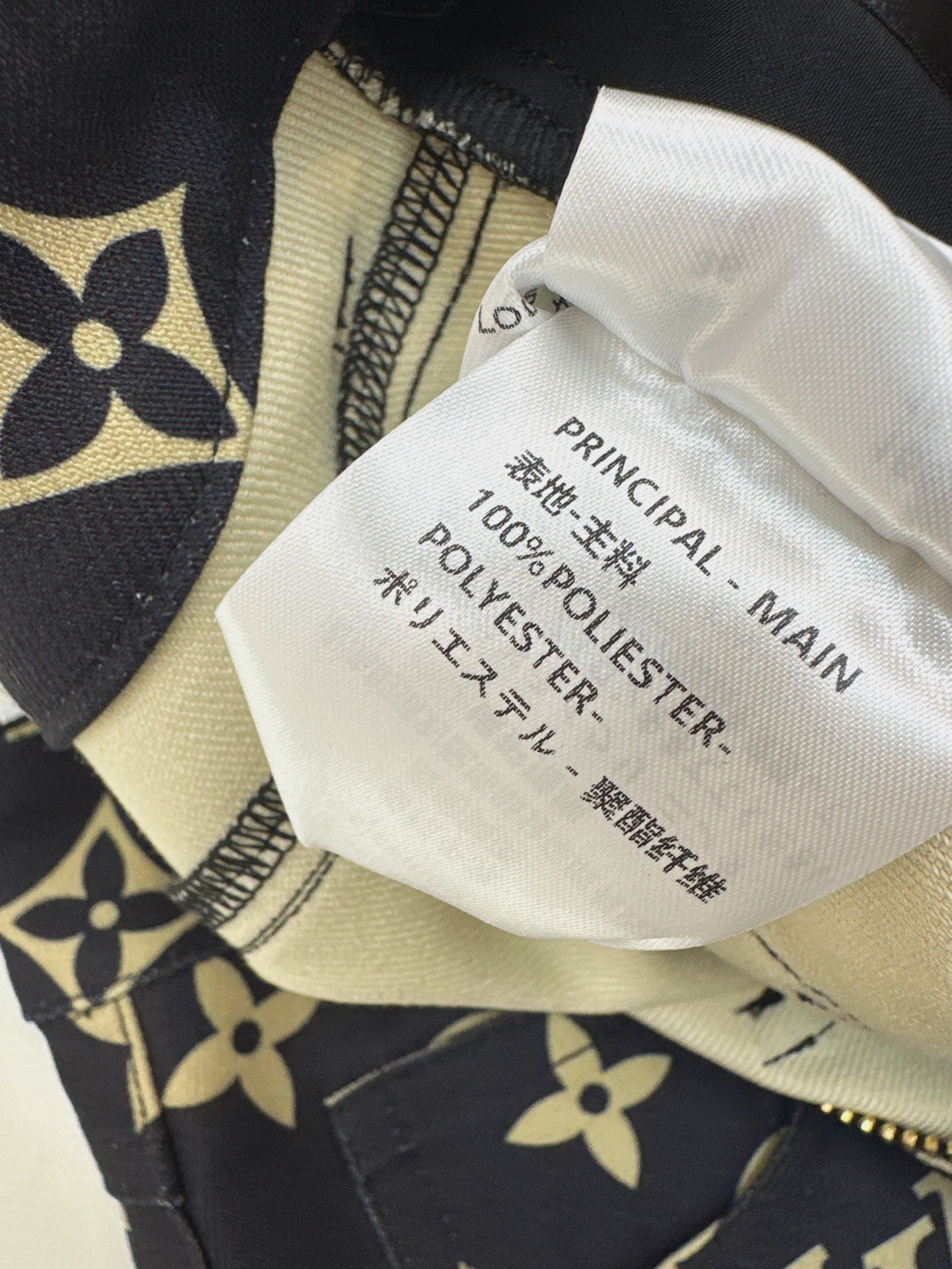 Loui* 25ss monogram printed shorts