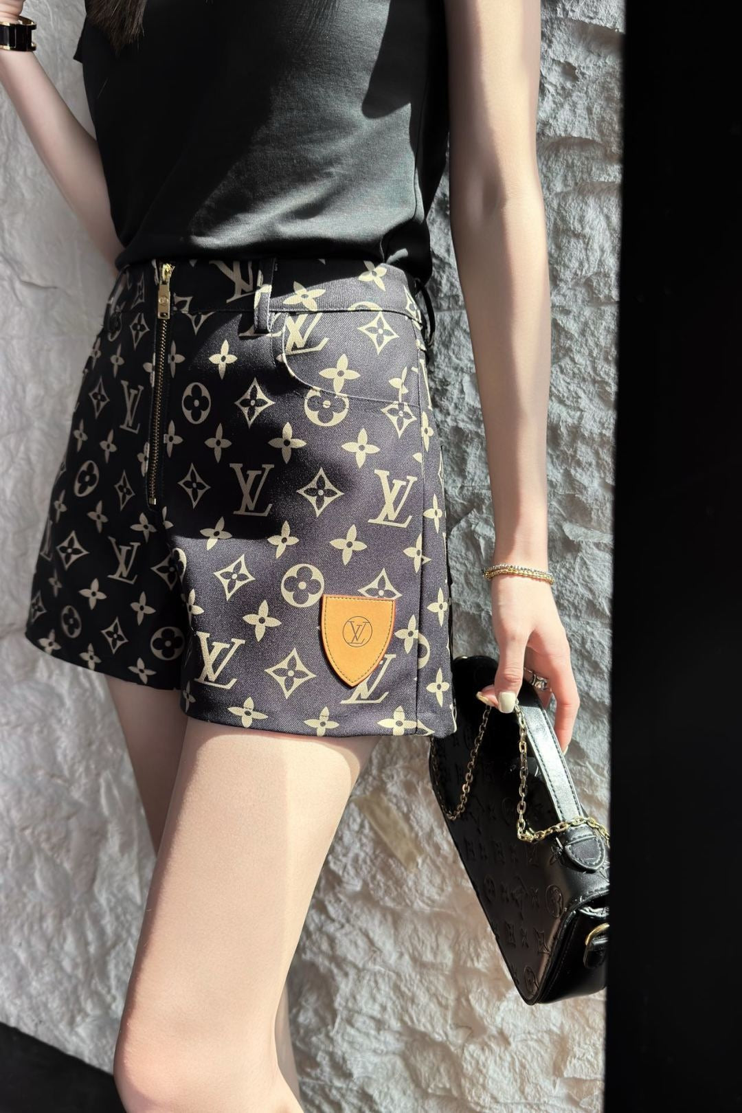 Loui* 25ss monogram printed shorts