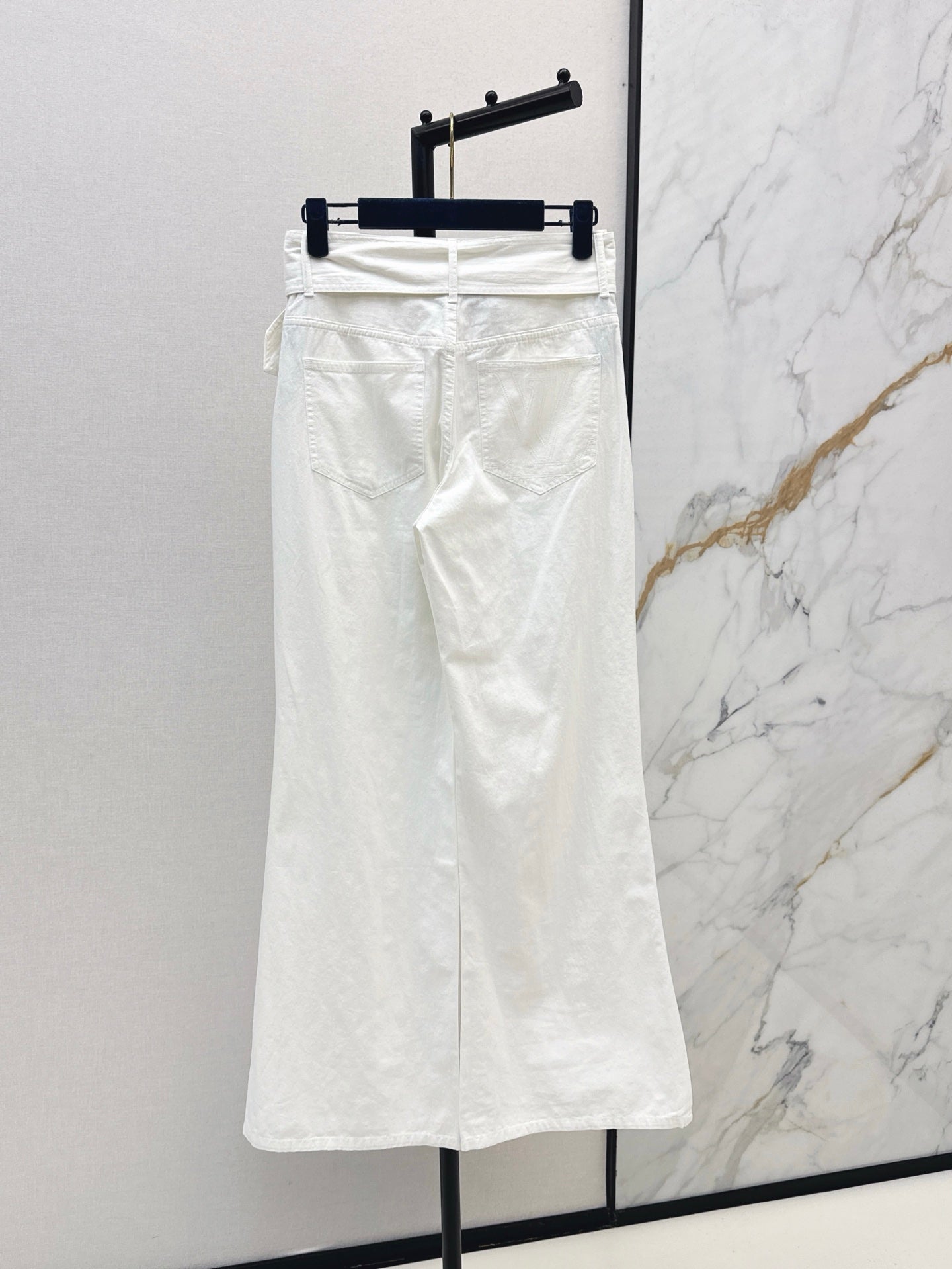 Loui* 25ss belted denim pants