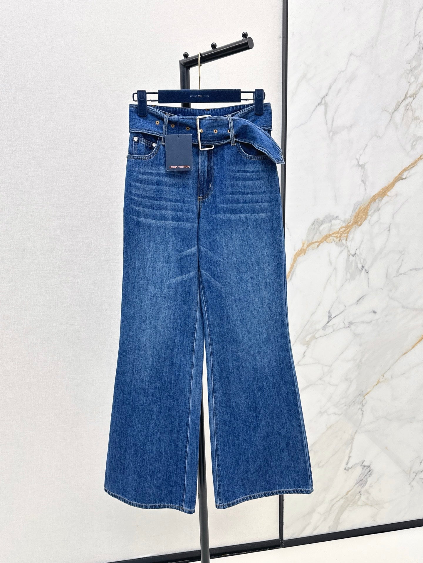 Loui* 25ss belted denim pants