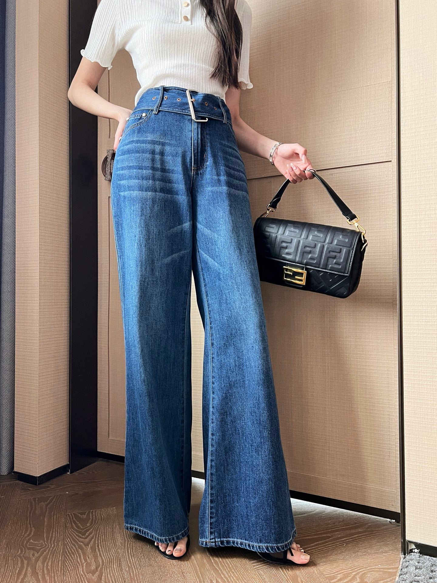 Loui* 25ss belted denim pants