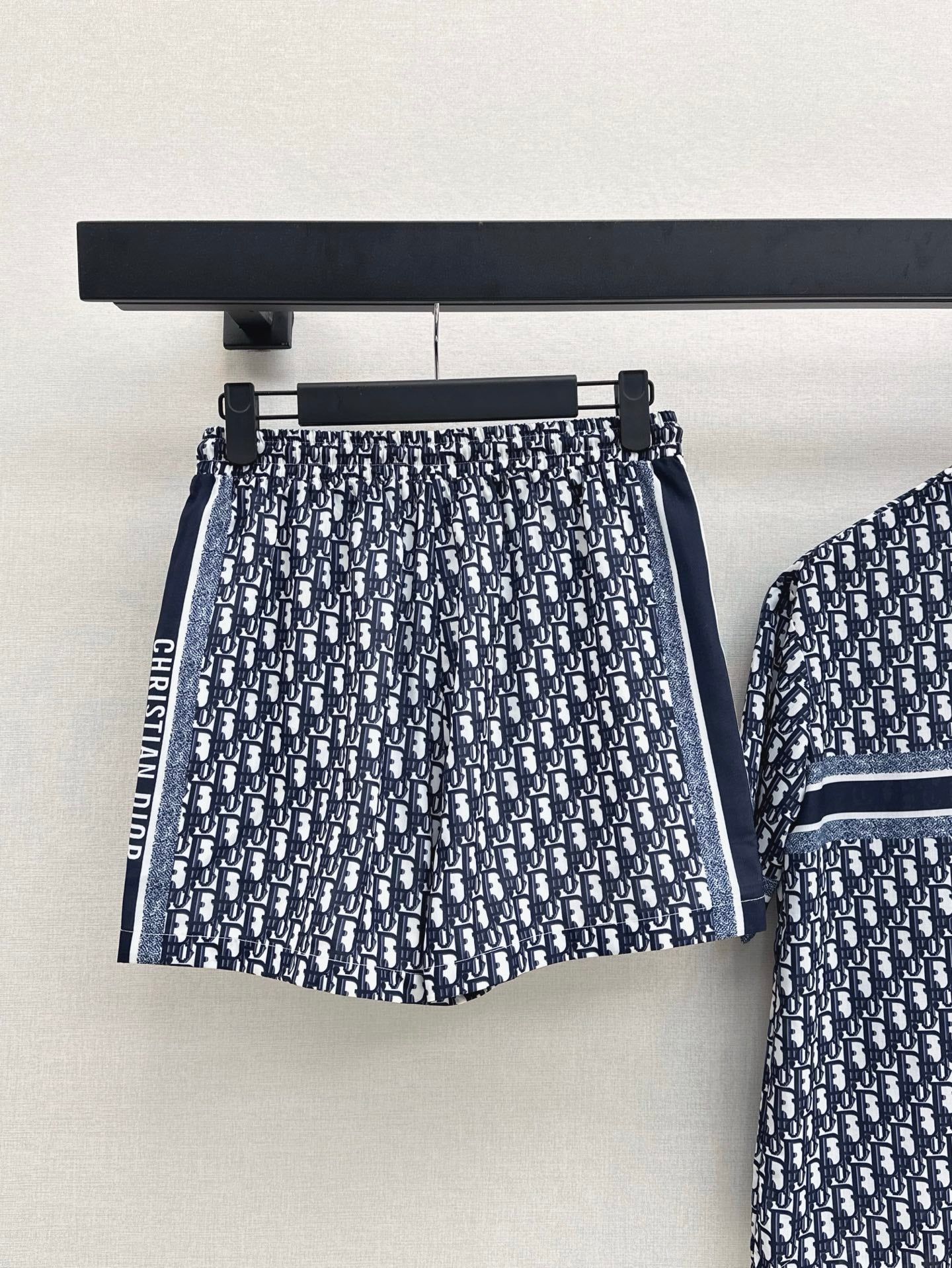 D*r 25ss Oblique printed top + waist shorts set