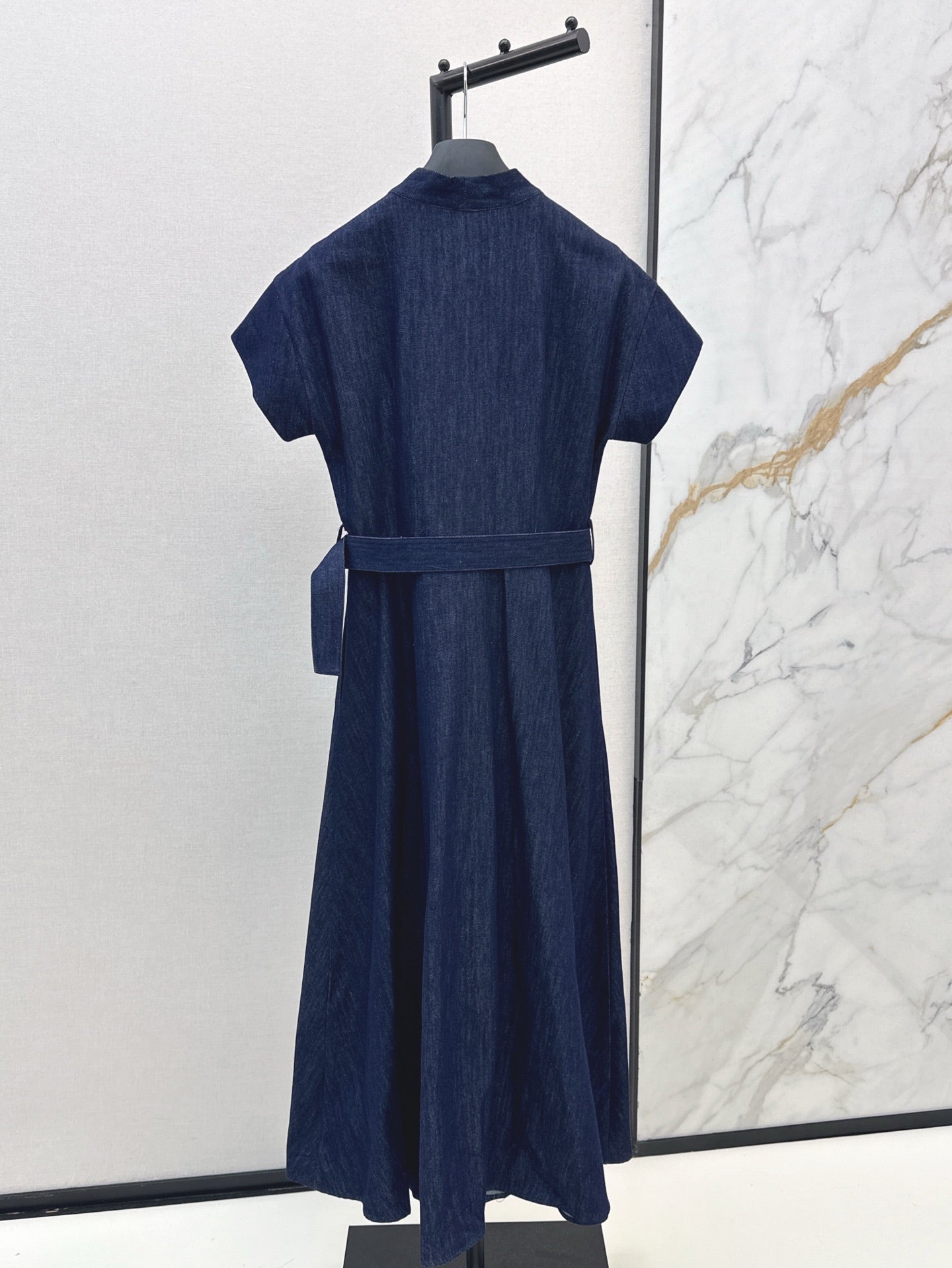 D*r 25ss flared denim midi dress with belt