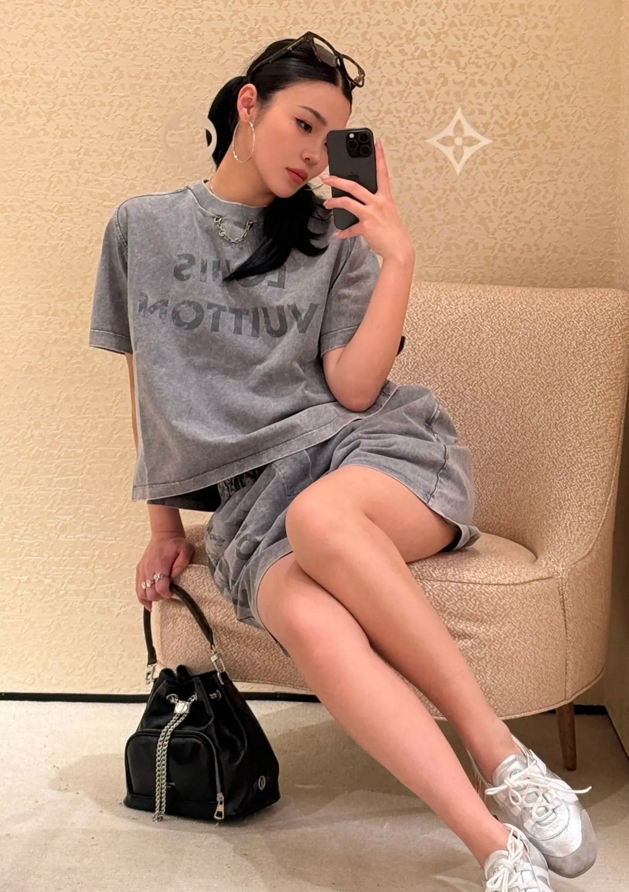 Loui* 25ss Vintage-Effect cotton T-Shirt + shorts set