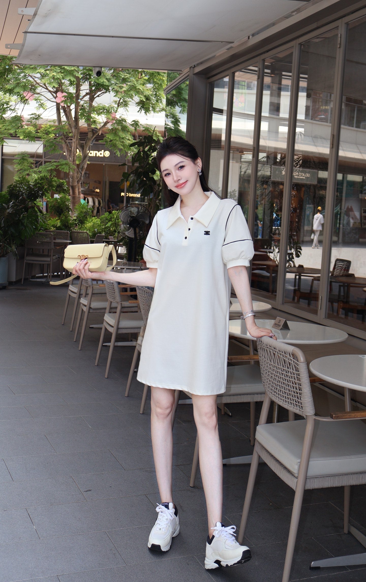 Cel* 25ss embroidered polo dress