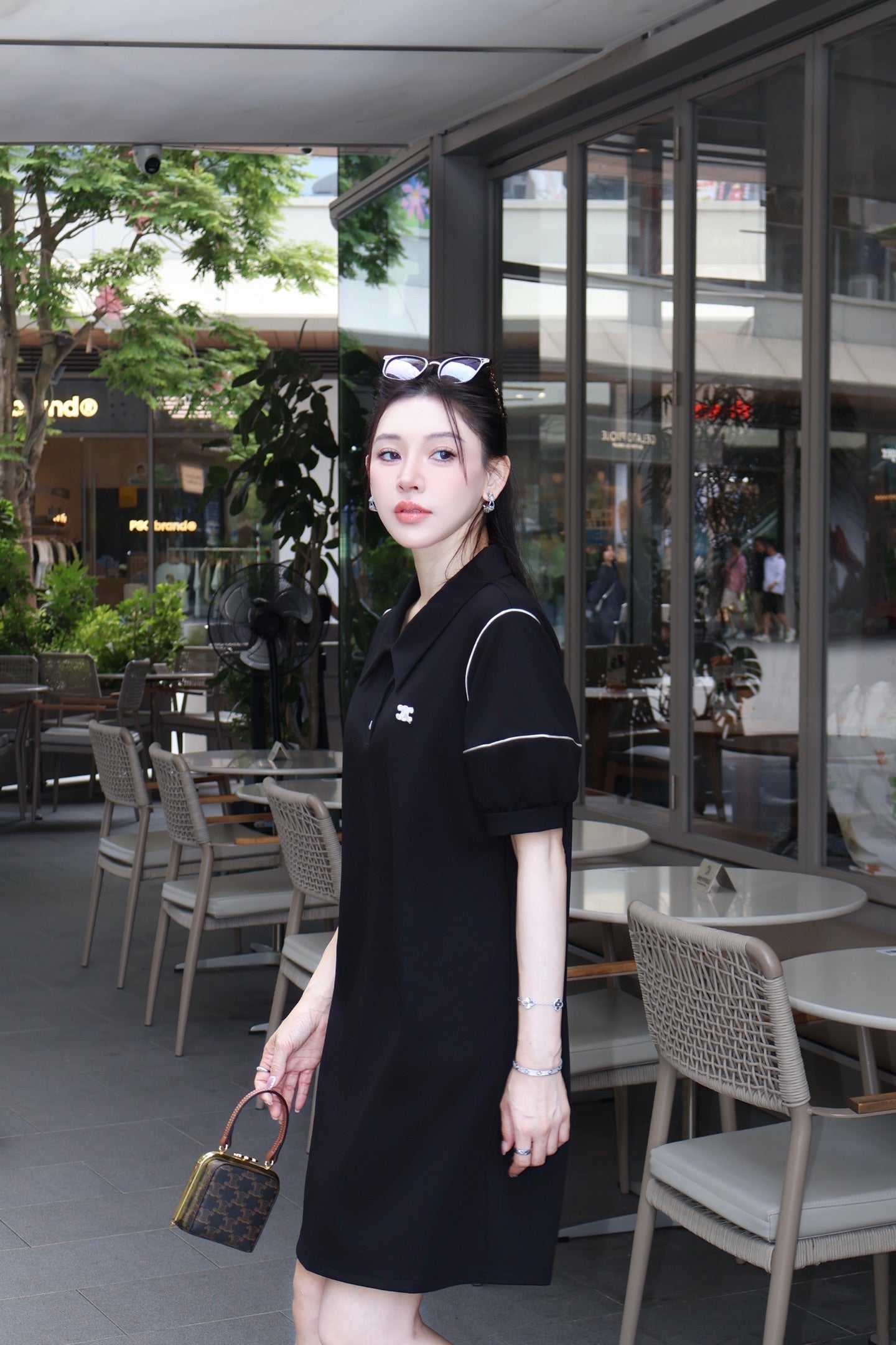 Cel* 25ss embroidered polo dress