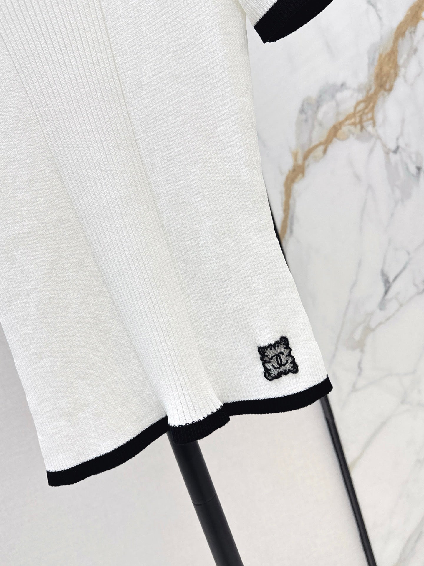 C*nel 25ss colorblock knitted top