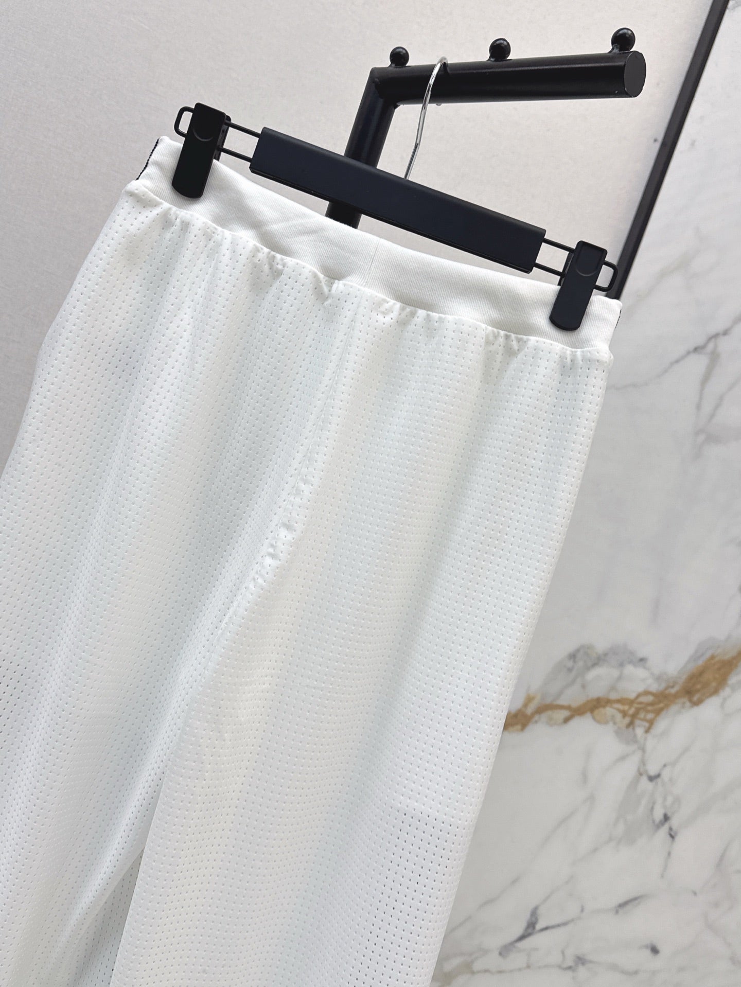 Gu* 25ss mesh pants with web