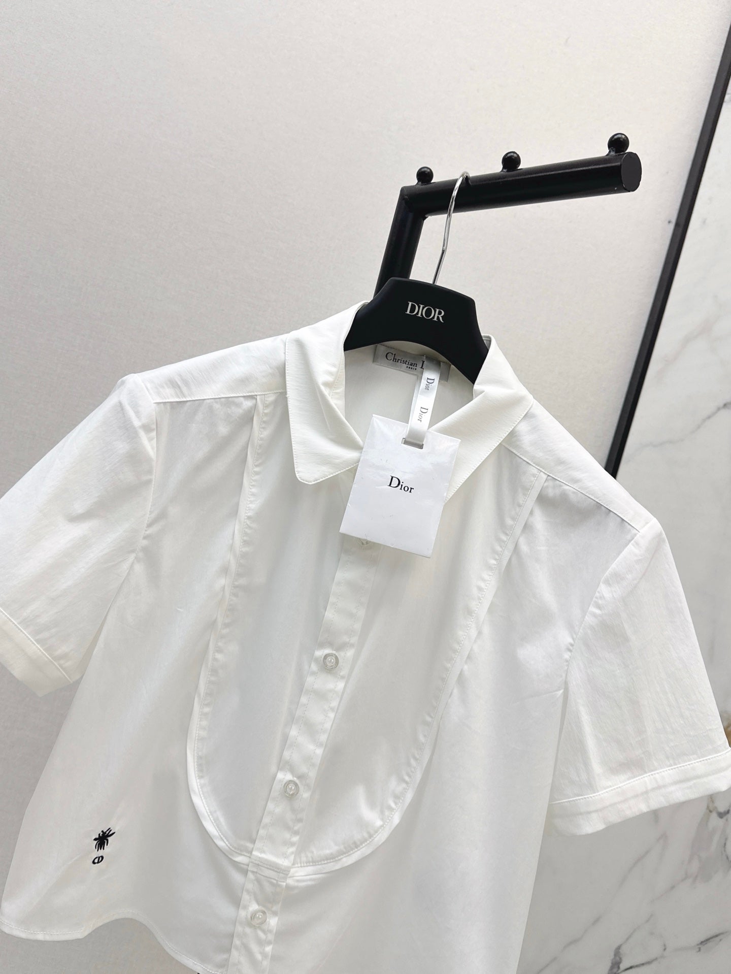 D*r 25ss Cropped shirt with bee embroidery