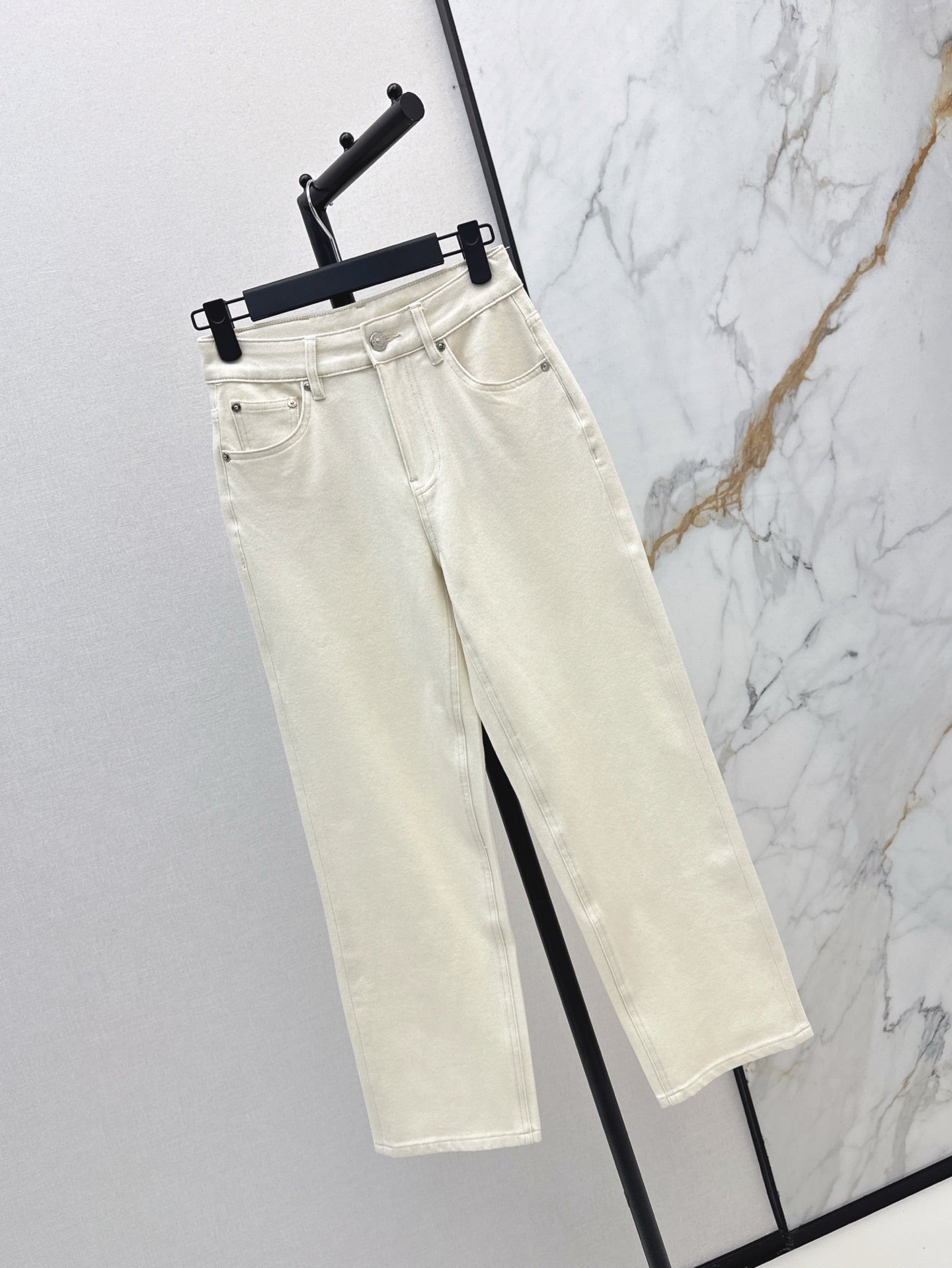 Bur* 25ss embroidered denim pants