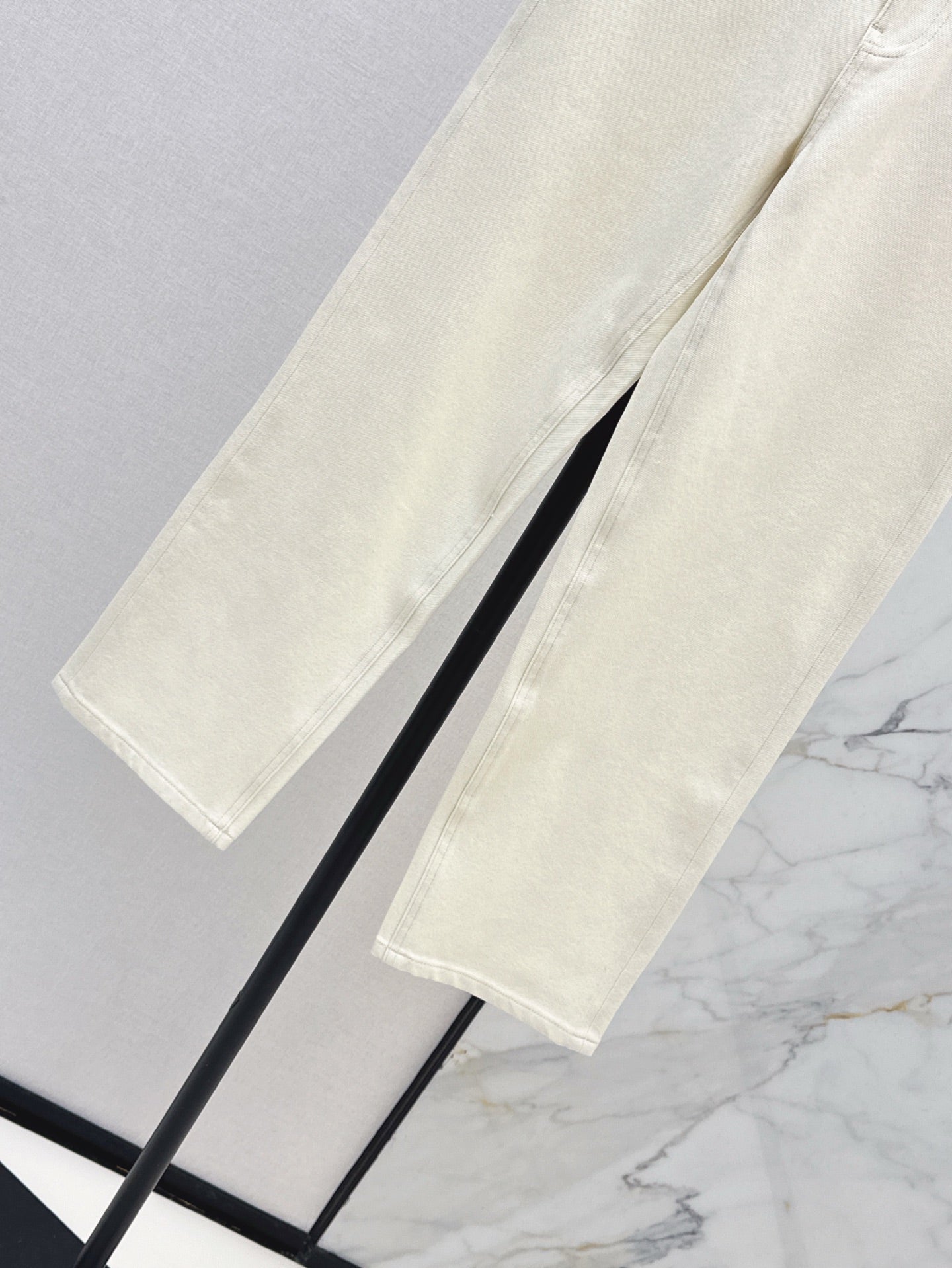 Bur* 25ss embroidered denim pants