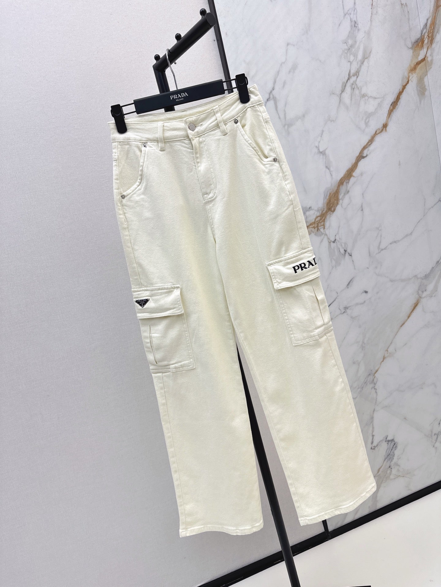 Pra* 25ss embroidered pocket jeans