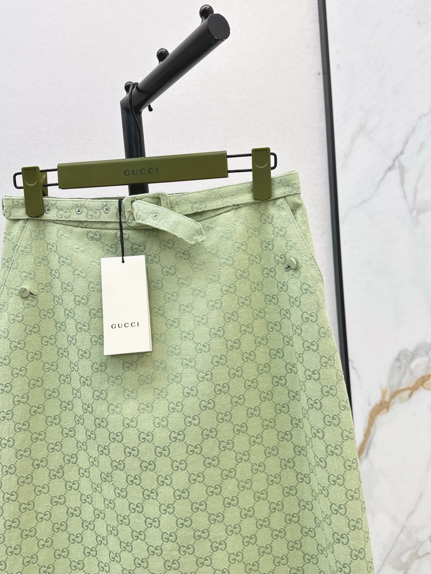 Gu* 25ss GG cotton gabardine skirt