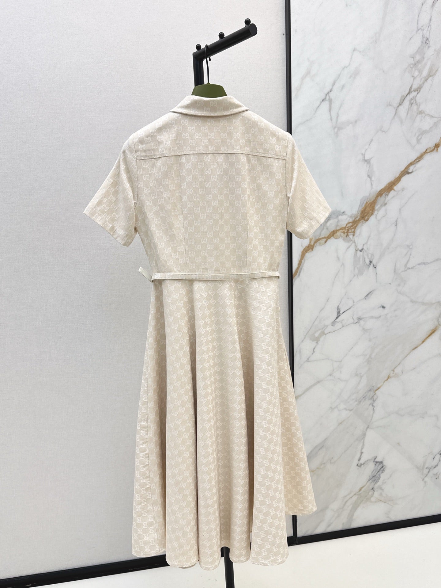 Gu* 25ss Mid-length GG jacquard dress
