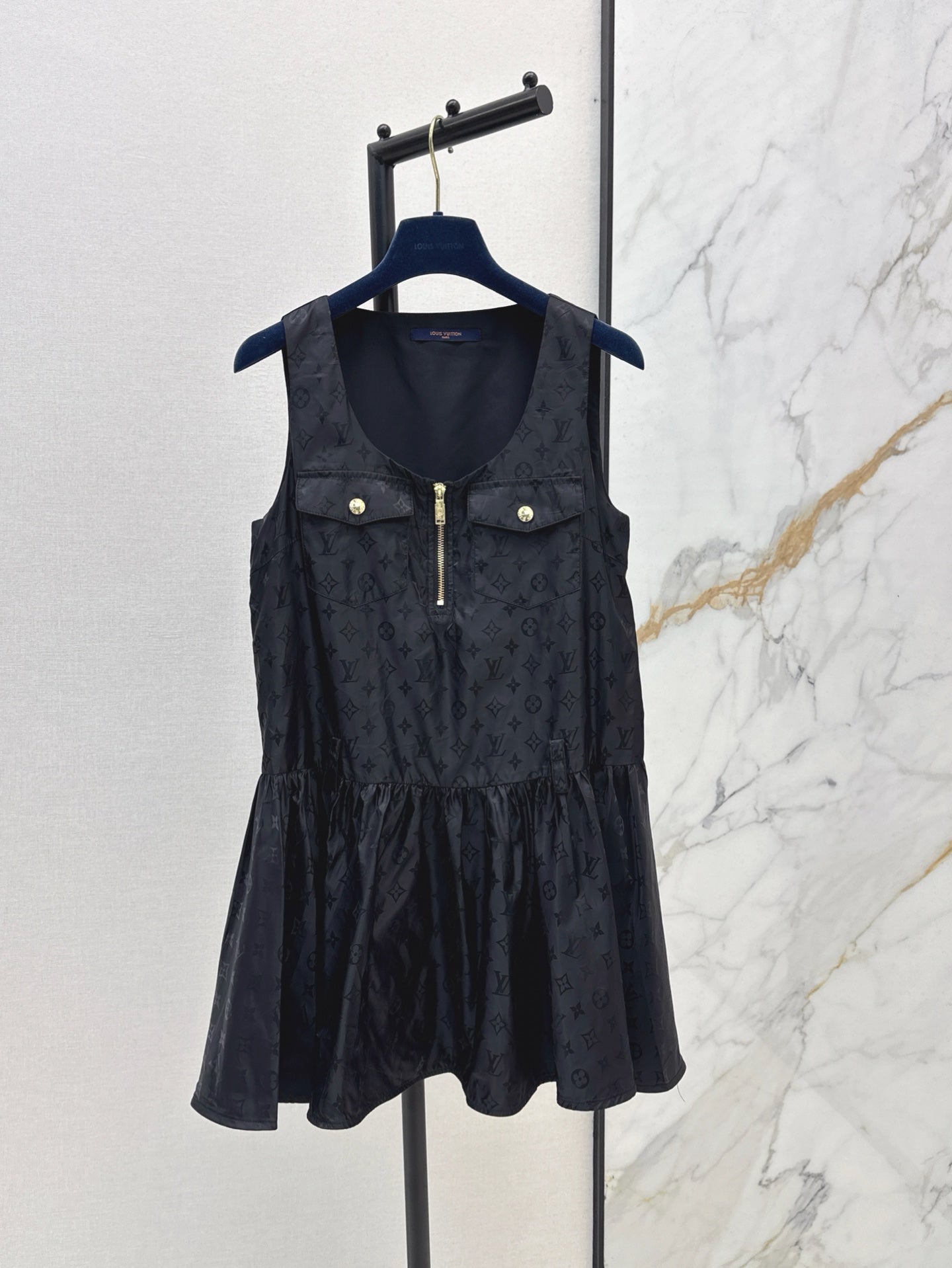 Loui* 25ss sleeveless dress