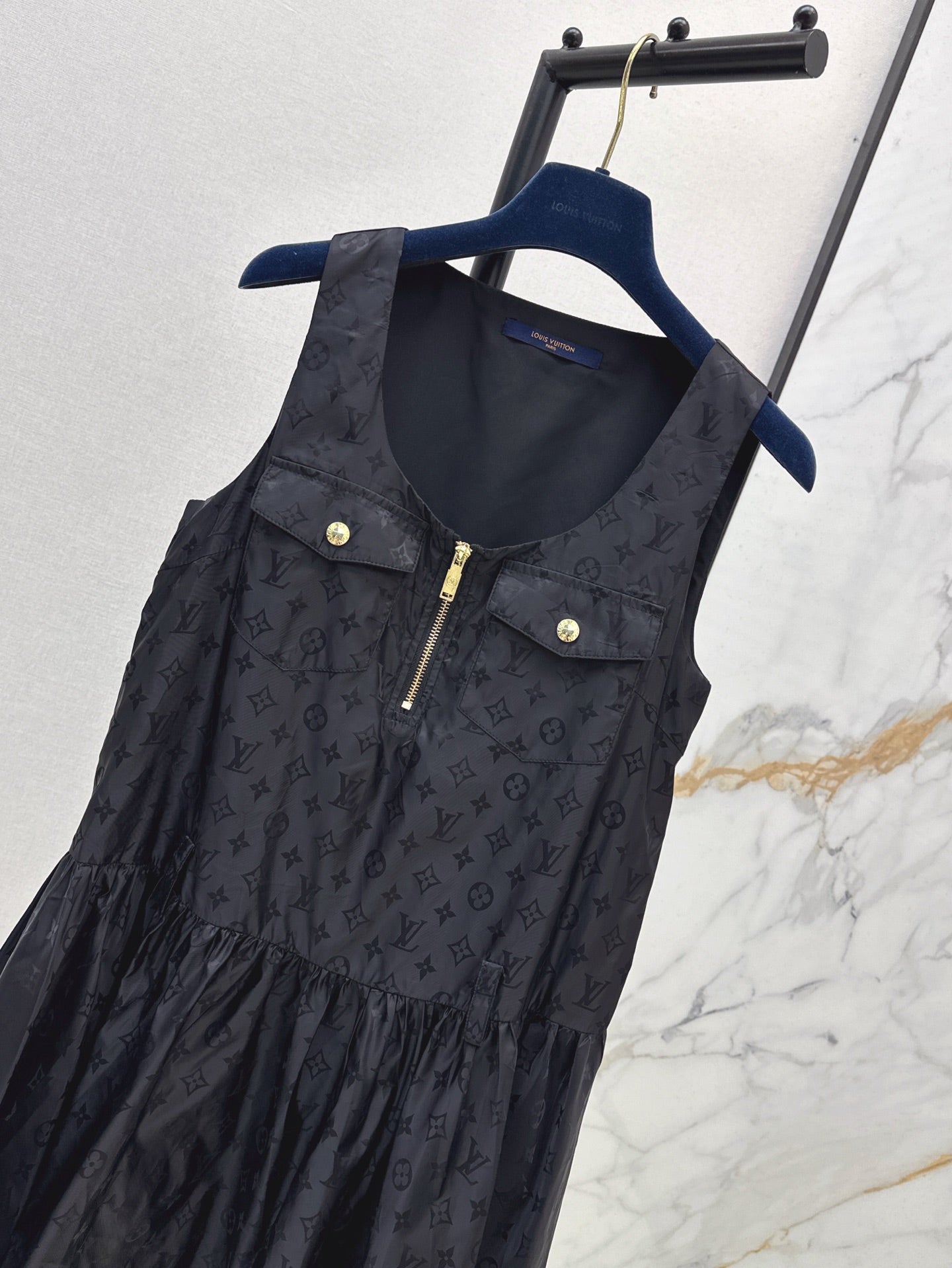 Loui* 25ss sleeveless dress