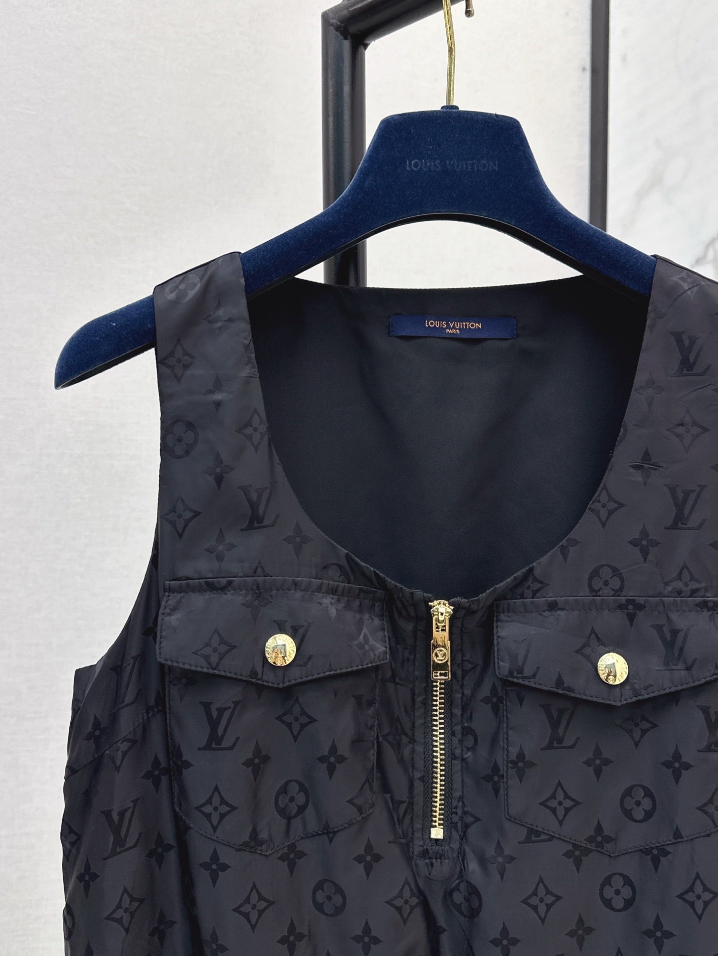 Loui* 25ss sleeveless dress