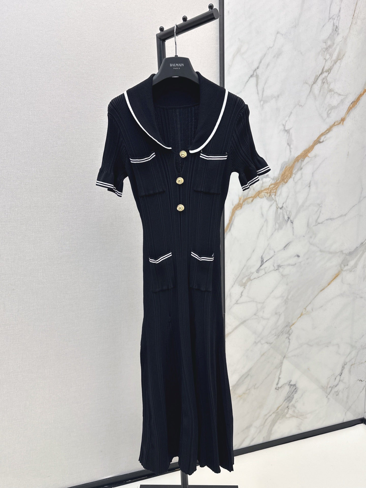 Balm* gold buttons long knit dress